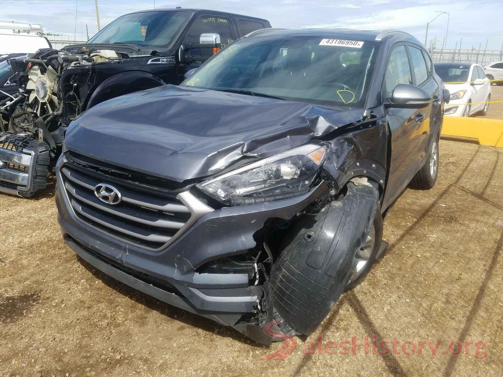 KM8J3CA45JU753348 2018 HYUNDAI TUCSON