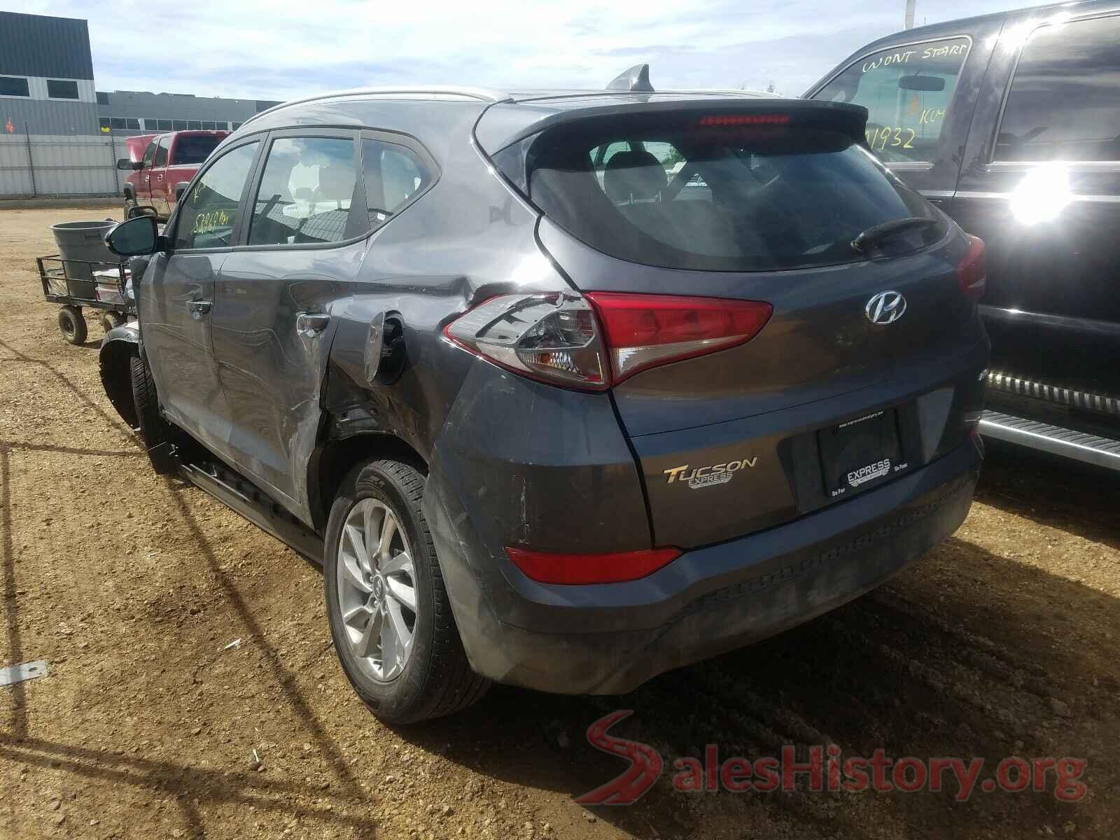 KM8J3CA45JU753348 2018 HYUNDAI TUCSON