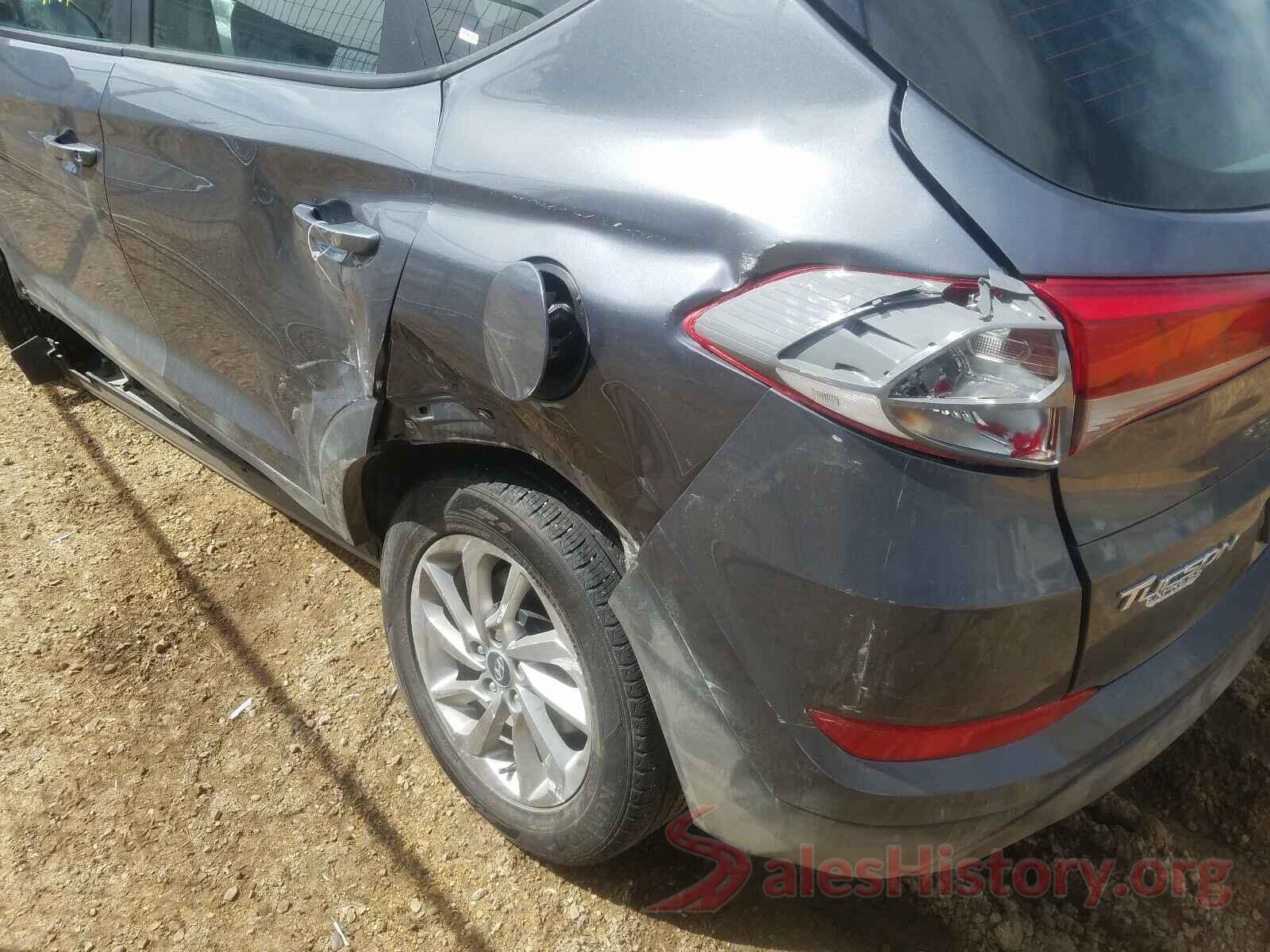 KM8J3CA45JU753348 2018 HYUNDAI TUCSON