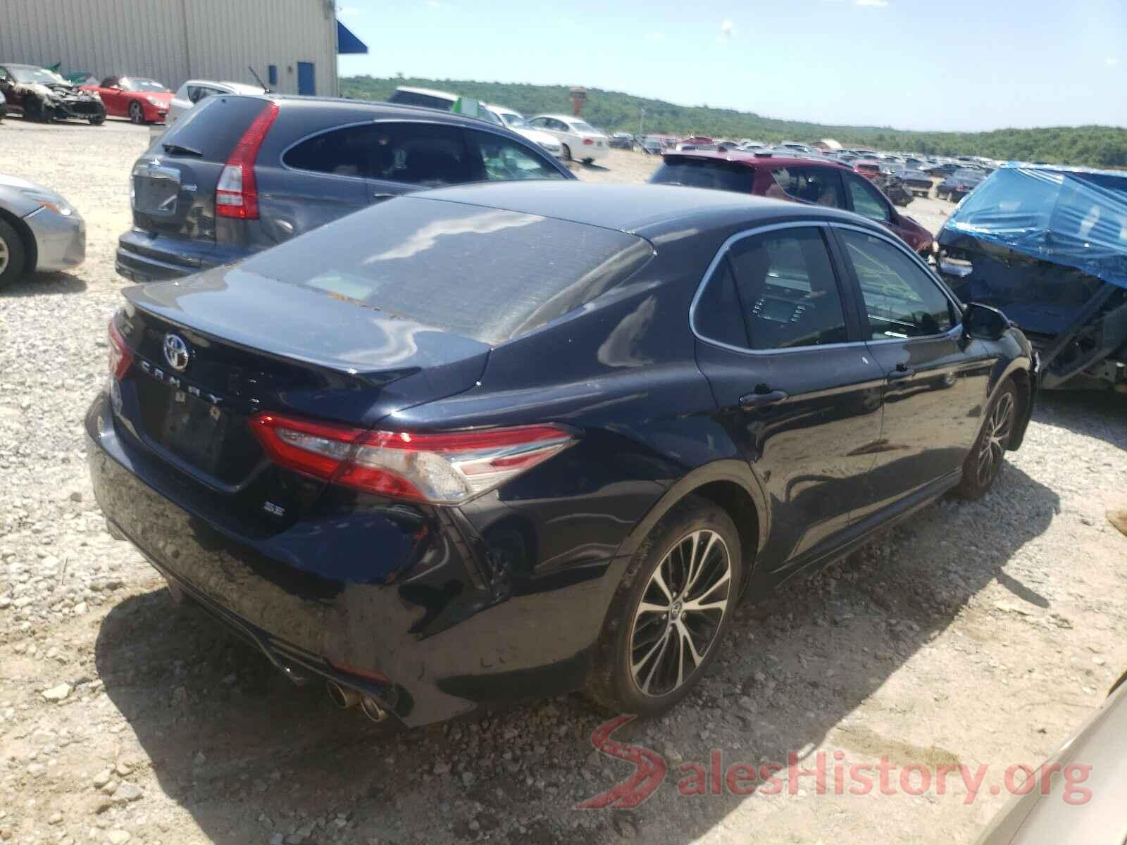 4T1B11HK1JU667604 2018 TOYOTA CAMRY