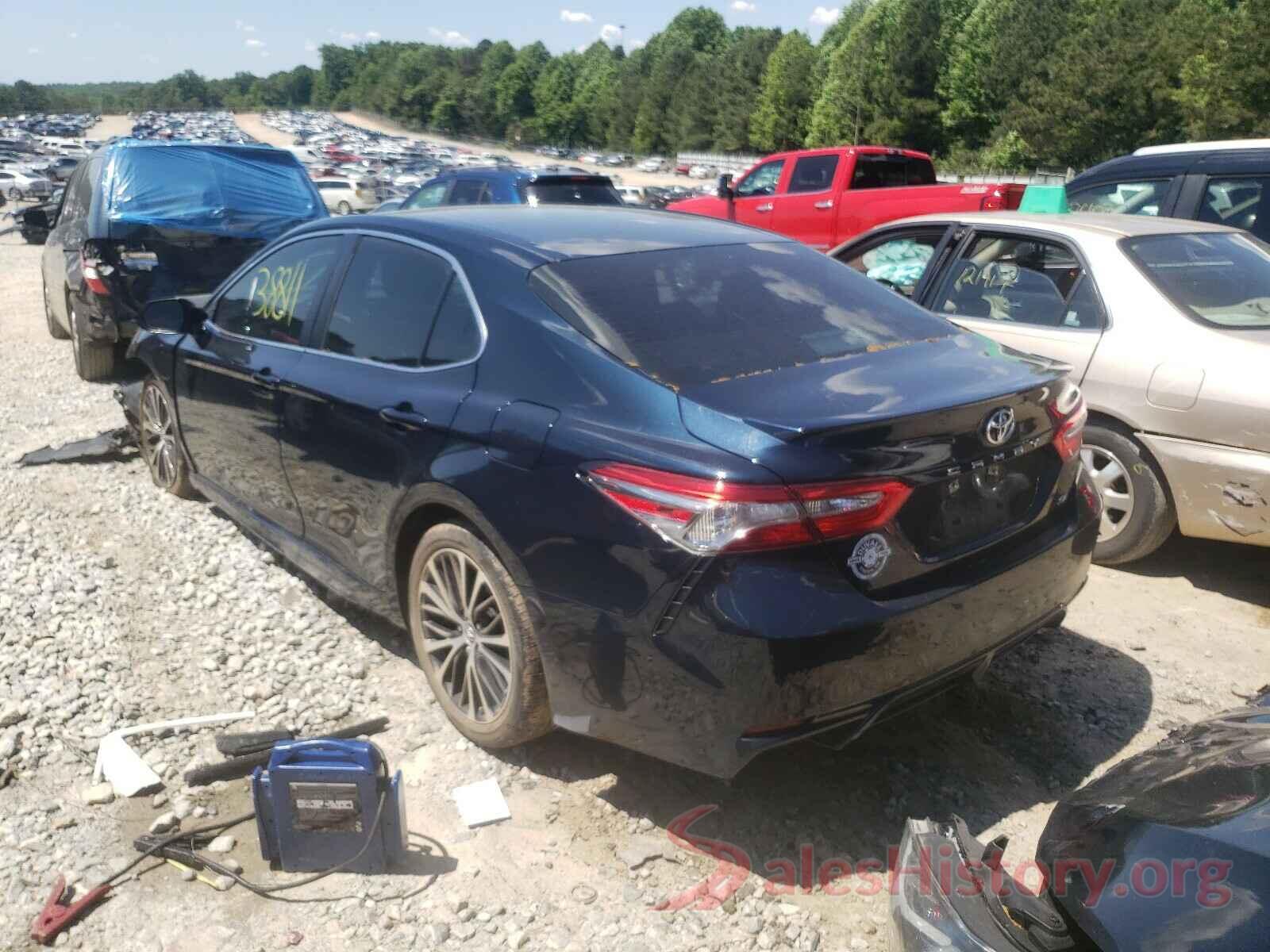 4T1B11HK1JU667604 2018 TOYOTA CAMRY