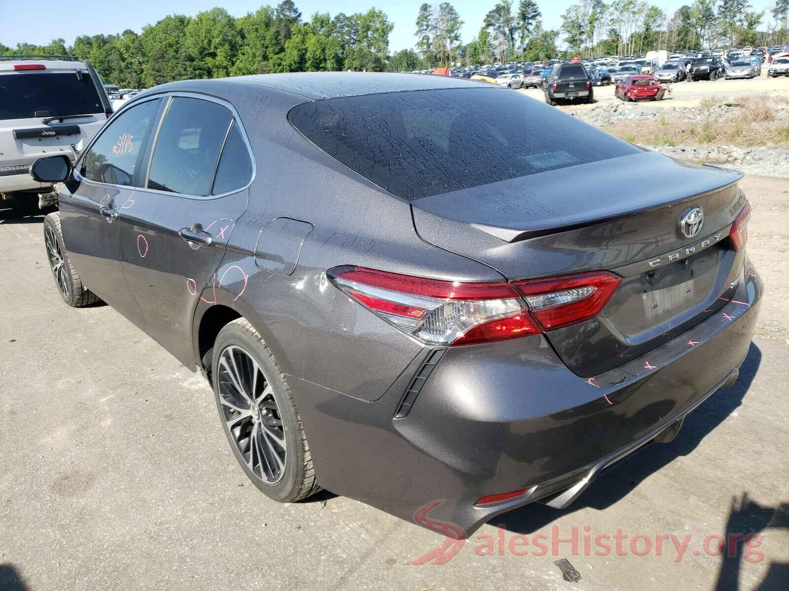 4T1B11HK2JU545074 2018 TOYOTA CAMRY