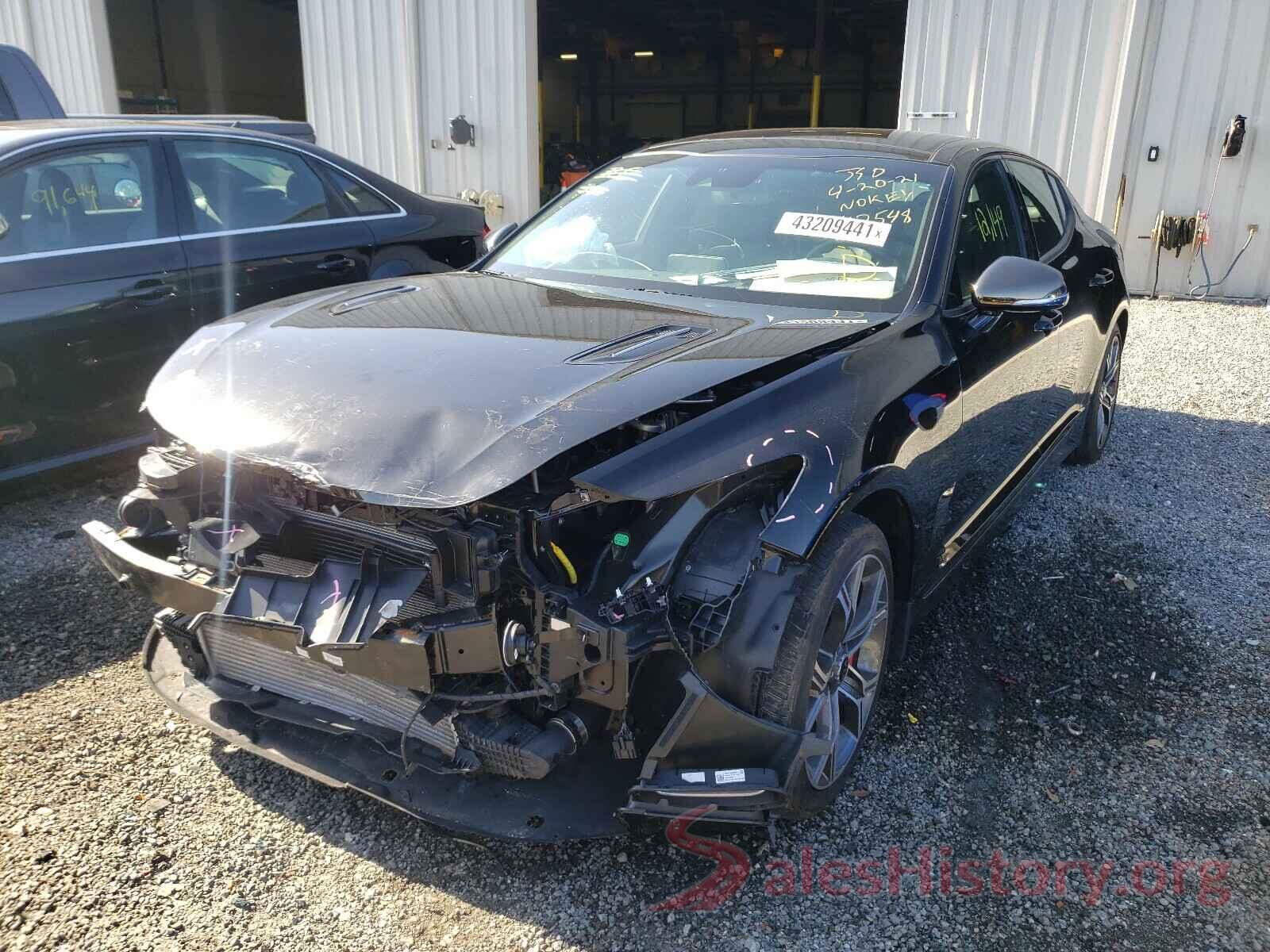 KNAE55LC4K6042548 2019 KIA STINGER