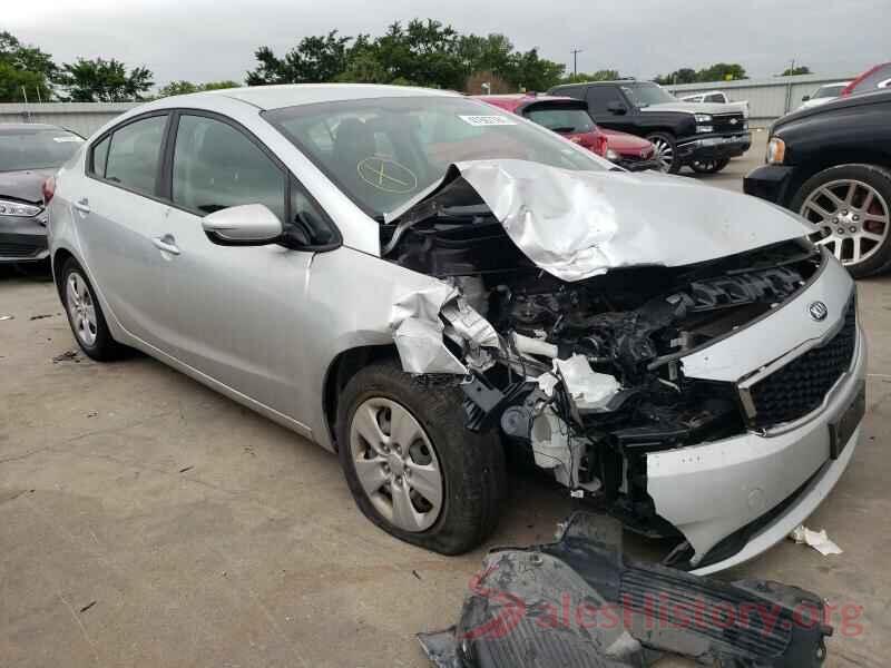 3KPFK4A78JE241126 2018 KIA FORTE