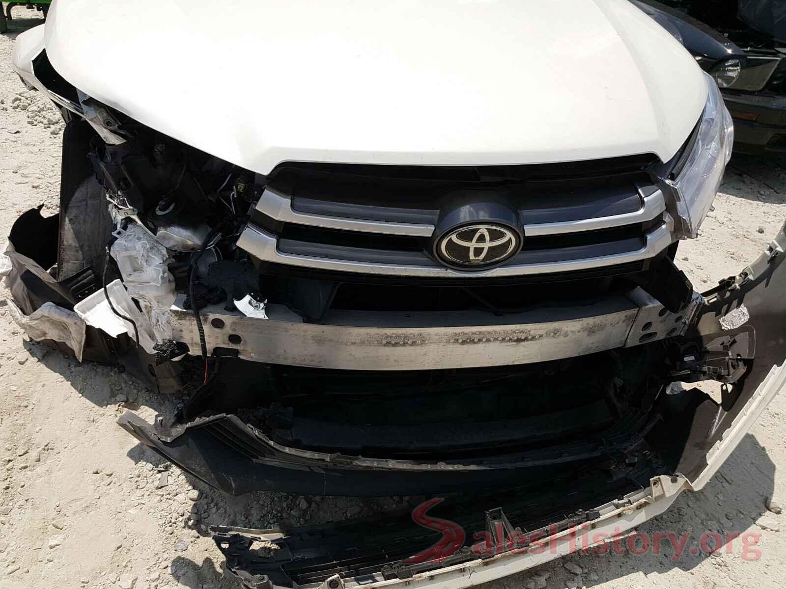 5TDKZRFH4HS515401 2017 TOYOTA HIGHLANDER