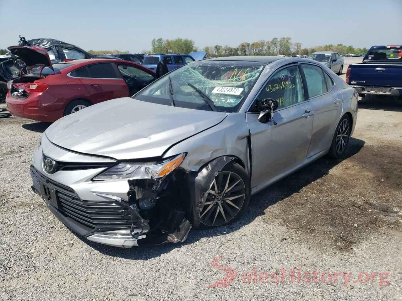 4T1F11AK8NU014981 2022 TOYOTA CAMRY