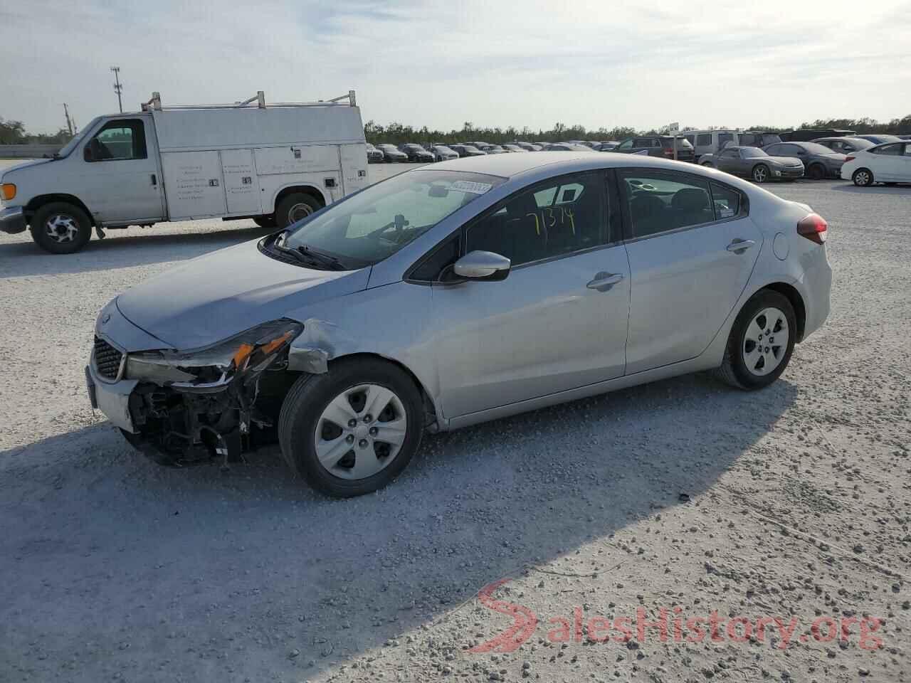 3KPFL4A70JE248200 2018 KIA FORTE