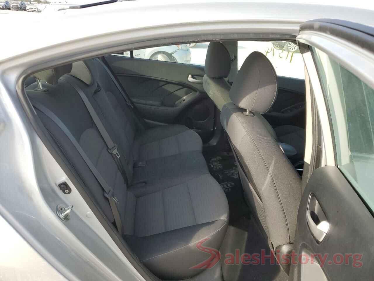 3KPFL4A70JE248200 2018 KIA FORTE