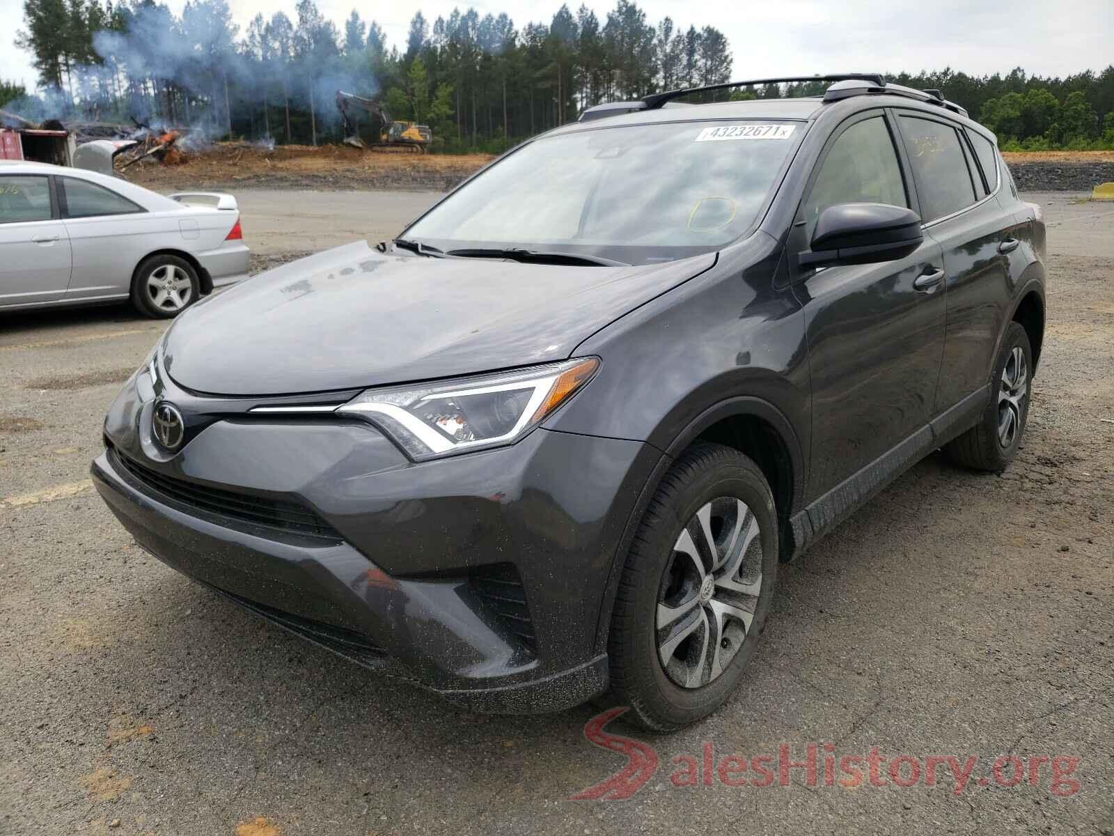 JTMZFREVXHD092933 2017 TOYOTA RAV4