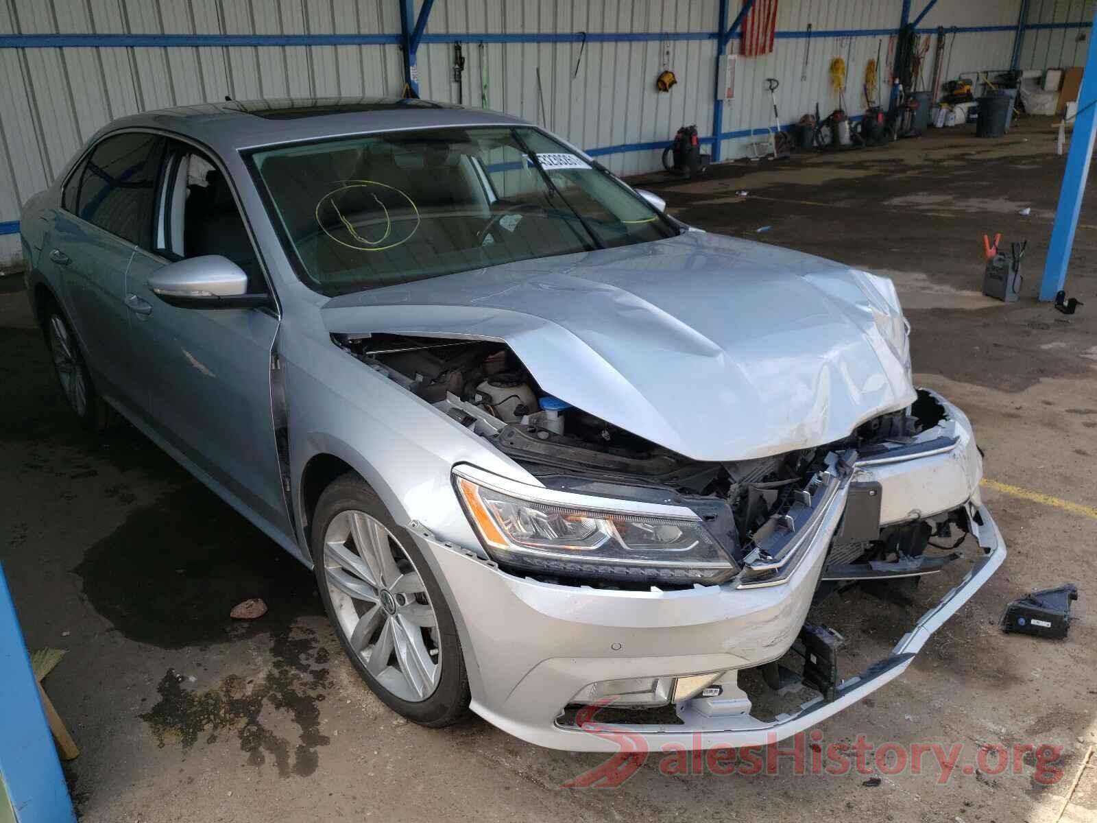 1VWBA7A35JC038330 2018 VOLKSWAGEN PASSAT