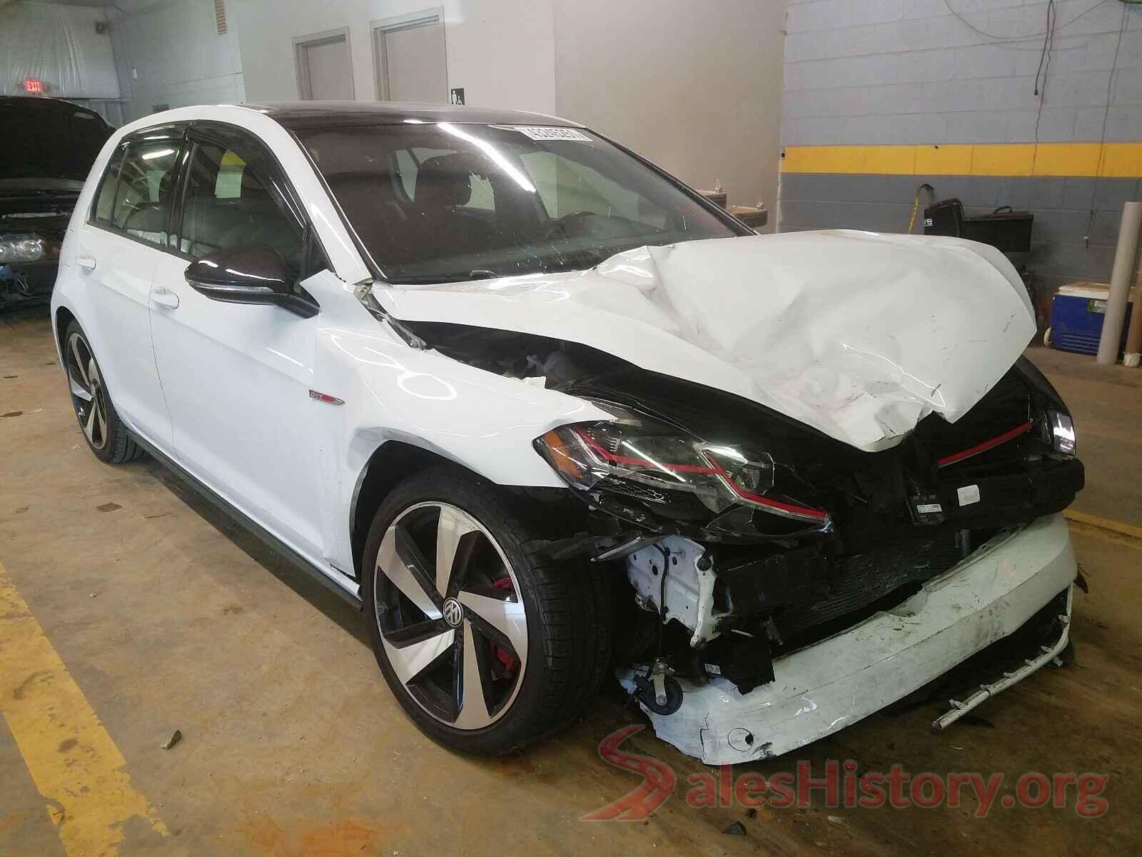 3VW547AU9JM256010 2018 VOLKSWAGEN GTI