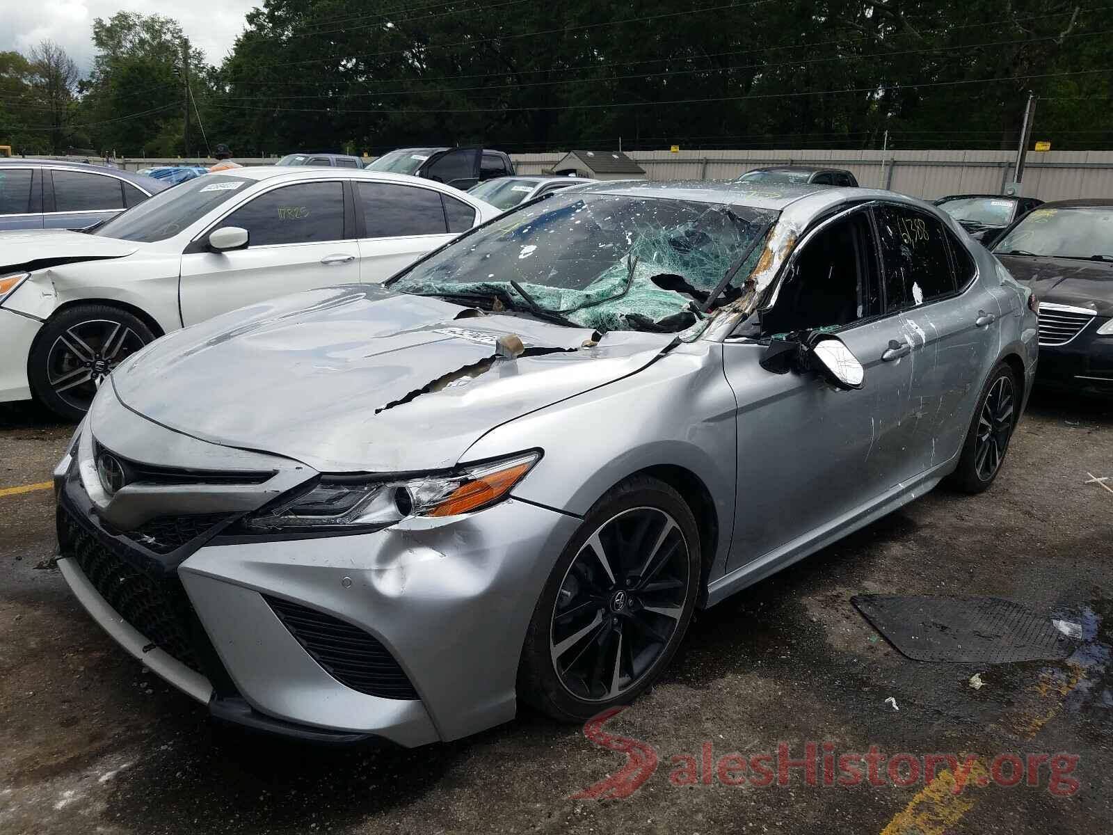 4T1B61HK9JU502661 2018 TOYOTA CAMRY