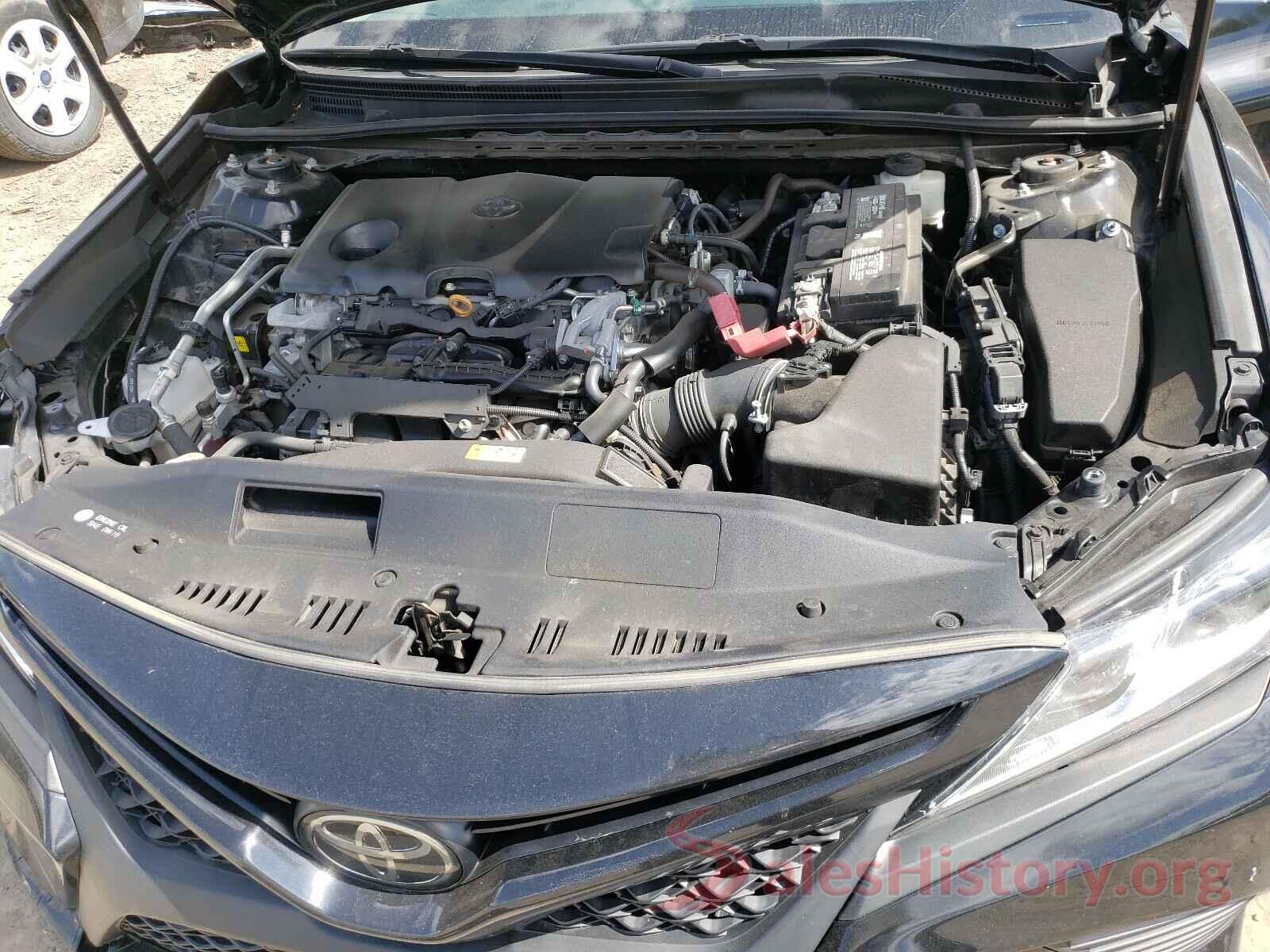 4T1B11HK5JU582183 2018 TOYOTA CAMRY