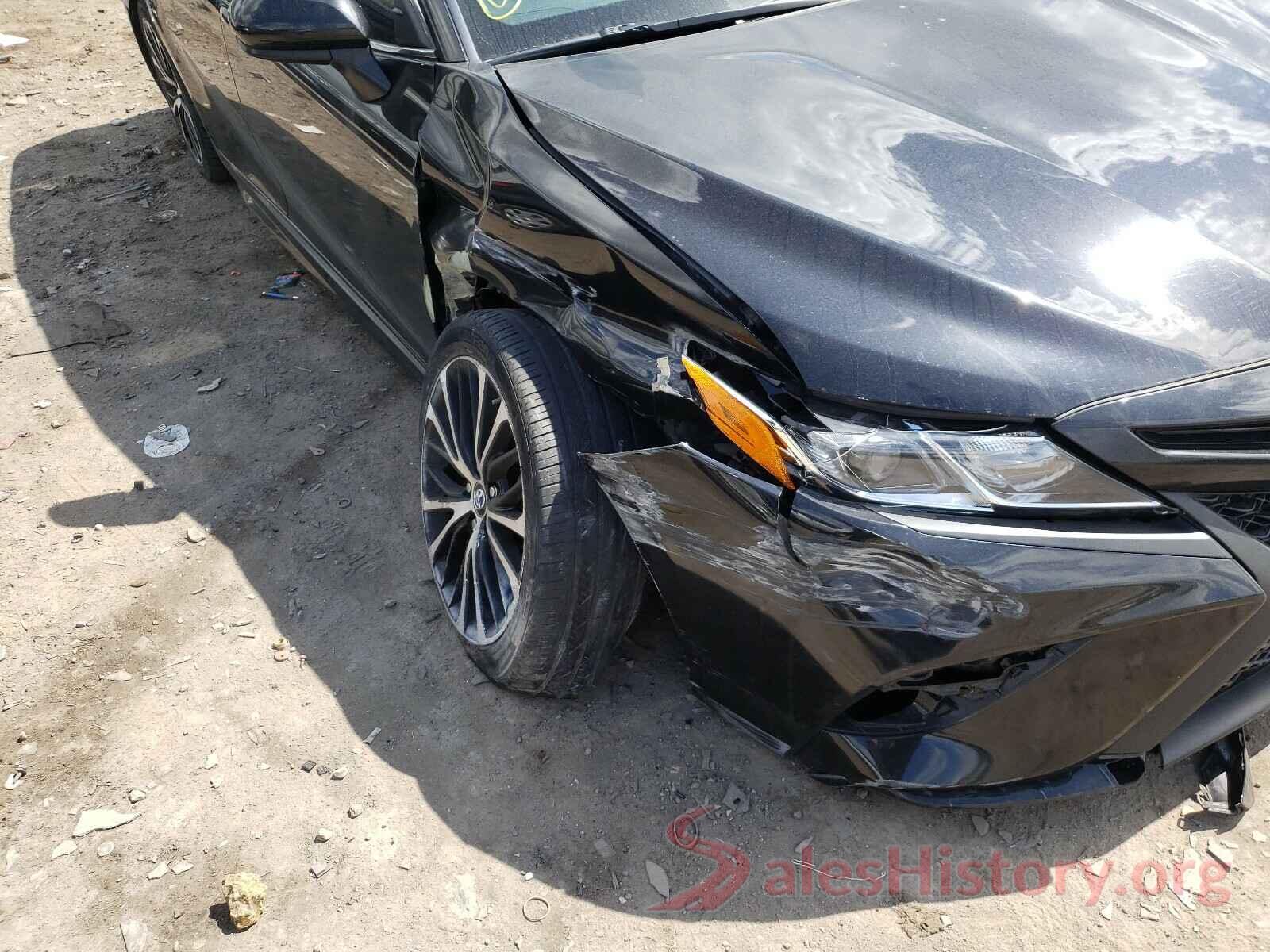 4T1B11HK5JU582183 2018 TOYOTA CAMRY