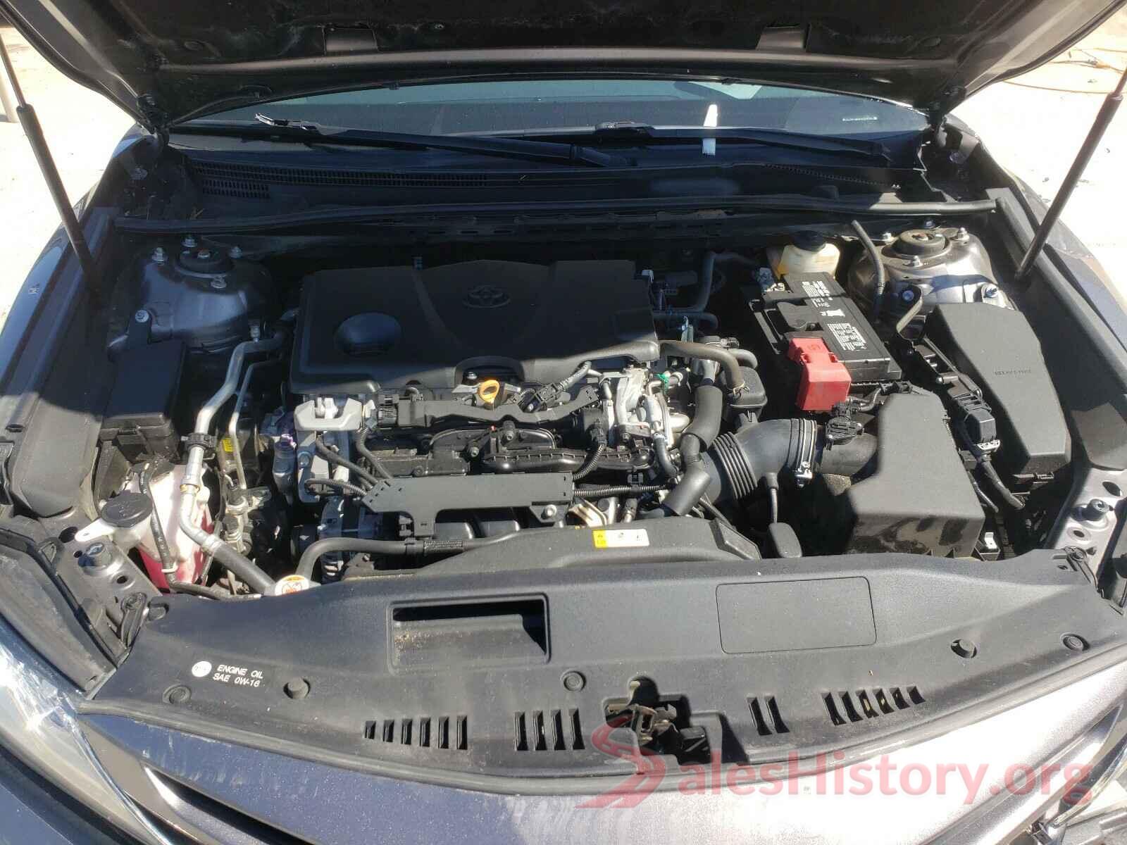 4T1B61HK8JU569106 2018 TOYOTA CAMRY