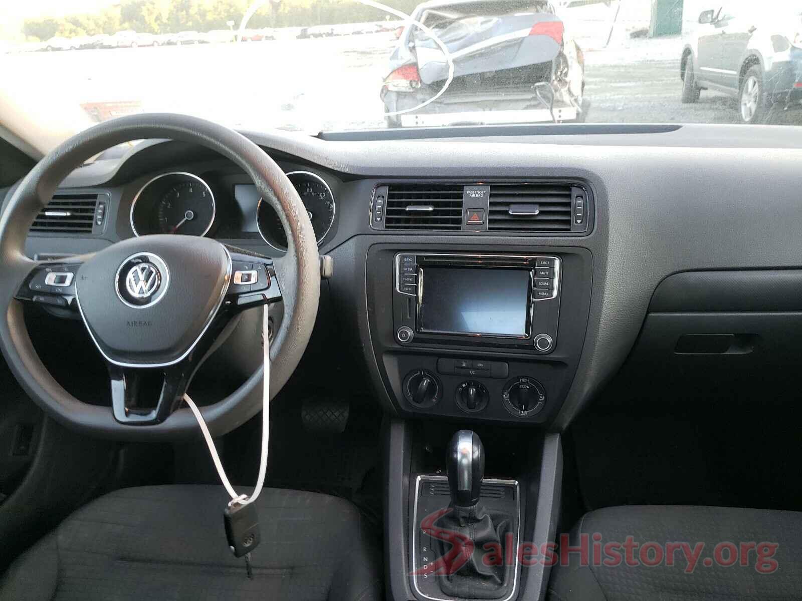 3VW267AJ7GM284755 2016 VOLKSWAGEN JETTA