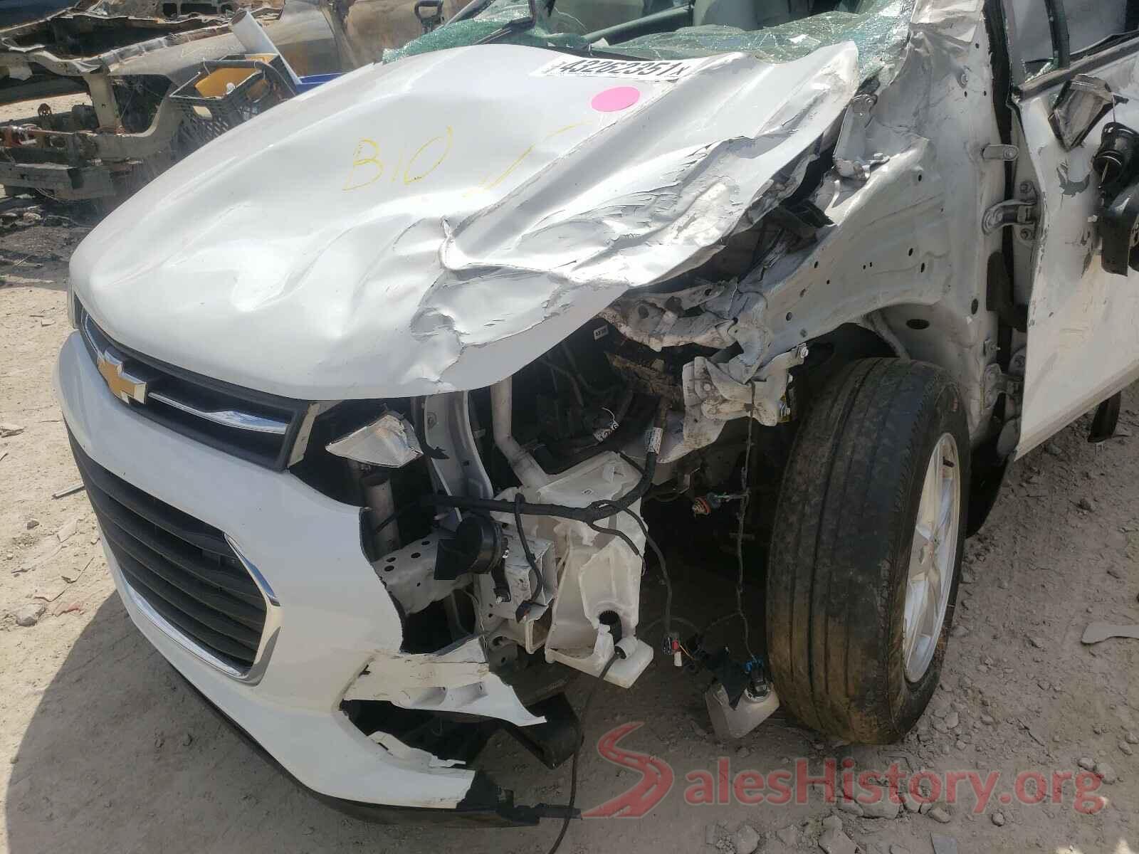 KL7CJKSB8LB015680 2020 CHEVROLET TRAX