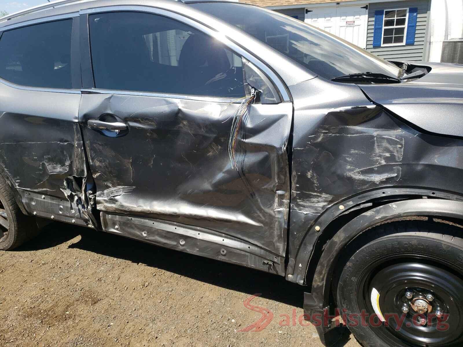 JN1BJ1CR0HW120379 2017 NISSAN ROGUE