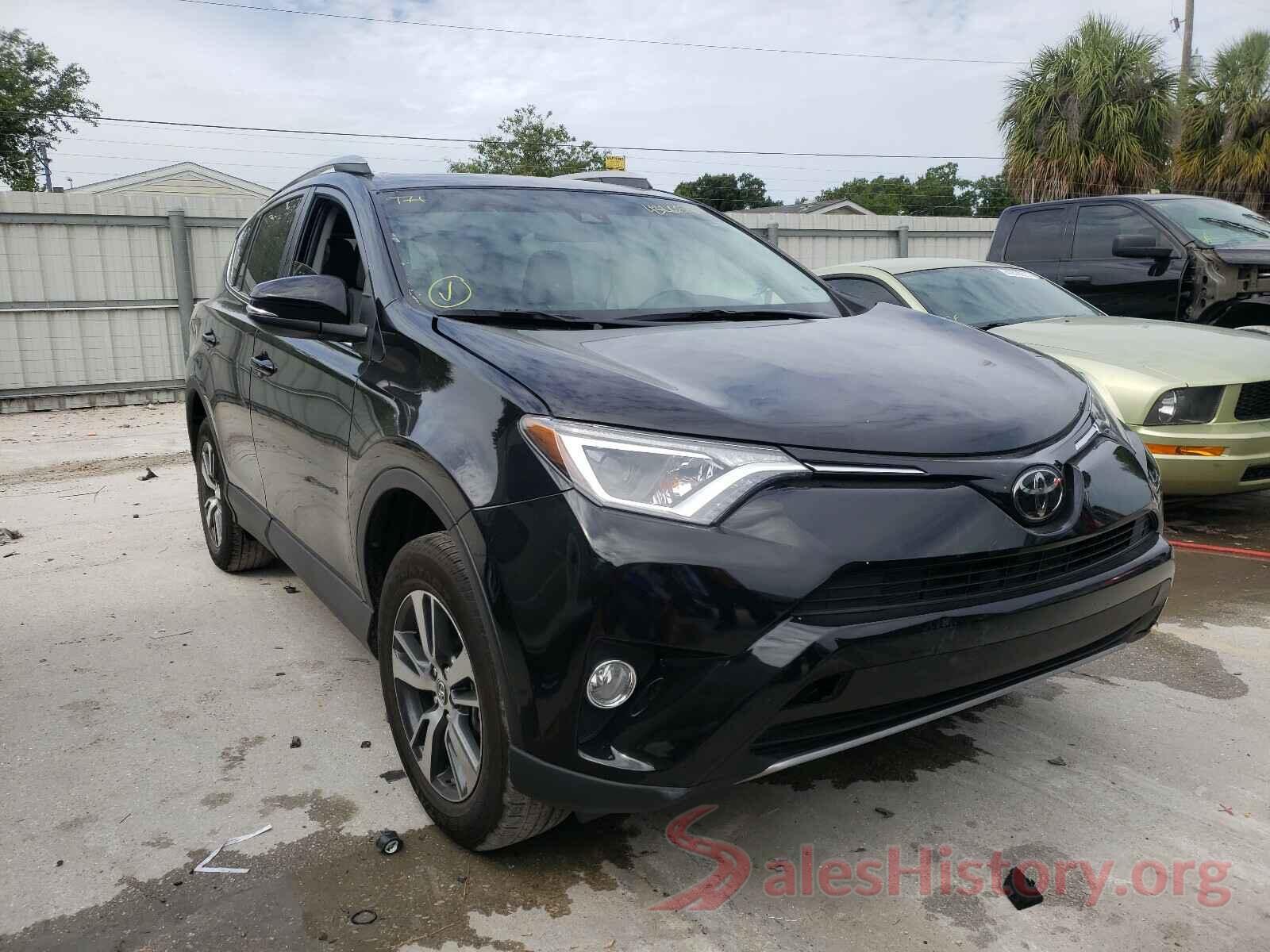 2T3WFREV0JW435521 2018 TOYOTA RAV4