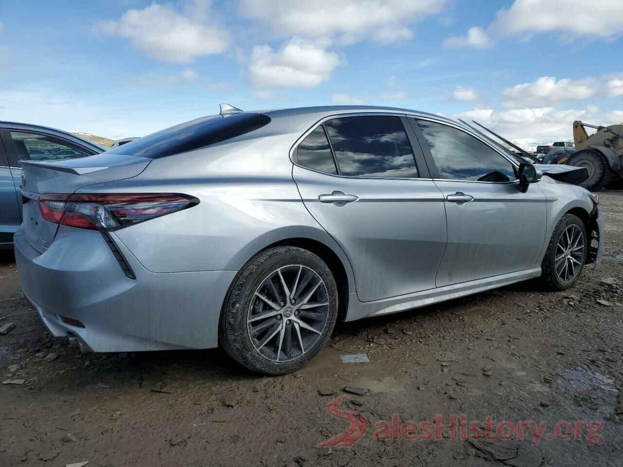 4T1G11BK7NU071644 2022 TOYOTA CAMRY