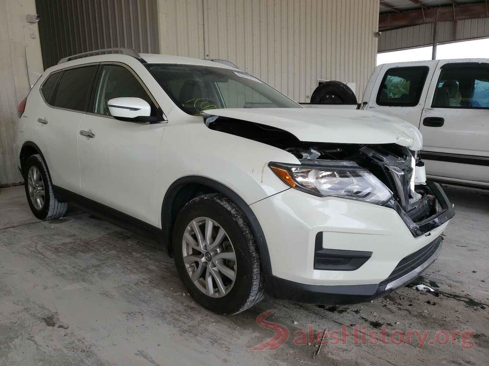 KNMAT2MT5JP607919 2018 NISSAN ROGUE