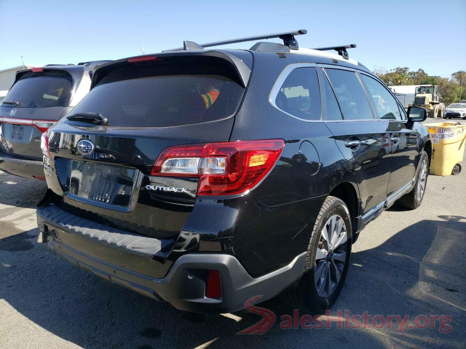 4S4BSATC0J3219177 2018 SUBARU OUTBACK