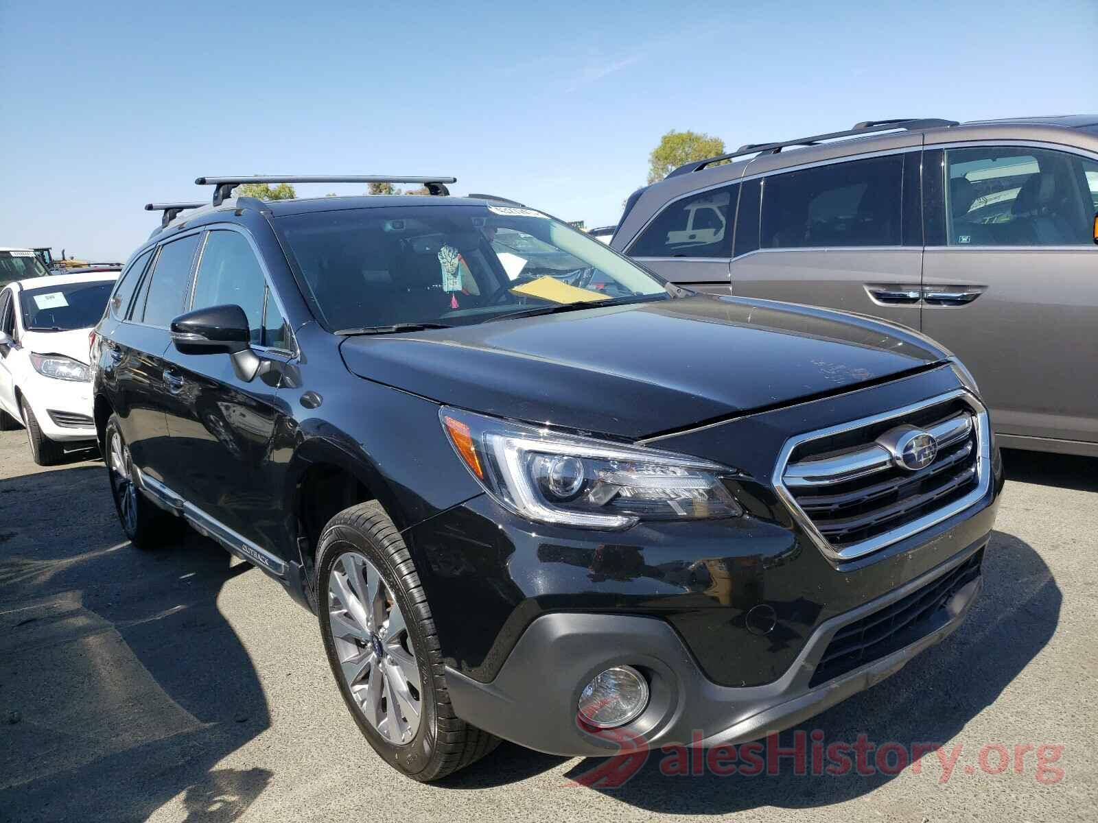 4S4BSATC0J3219177 2018 SUBARU OUTBACK