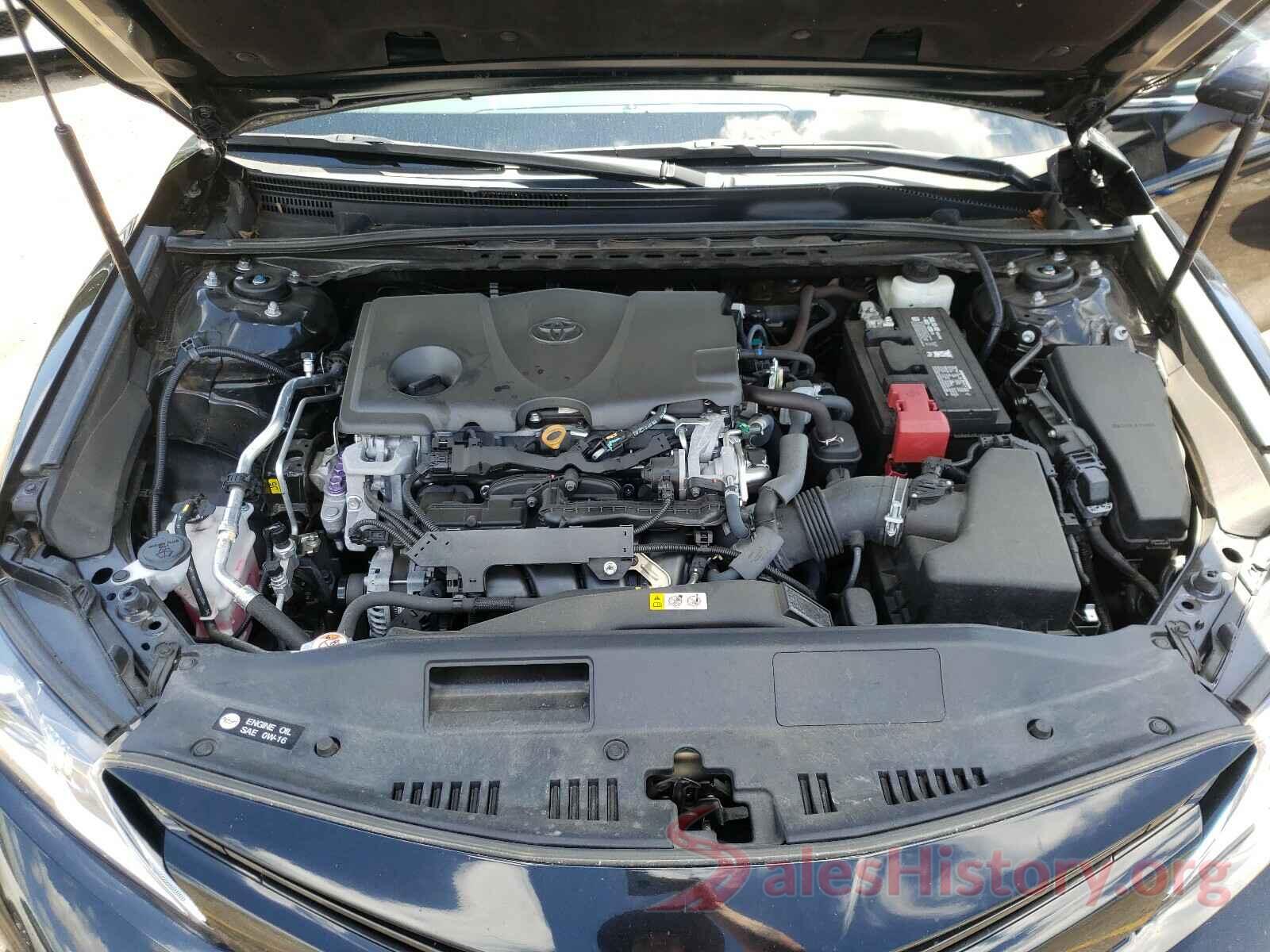 4T1B11HK6JU100207 2018 TOYOTA CAMRY