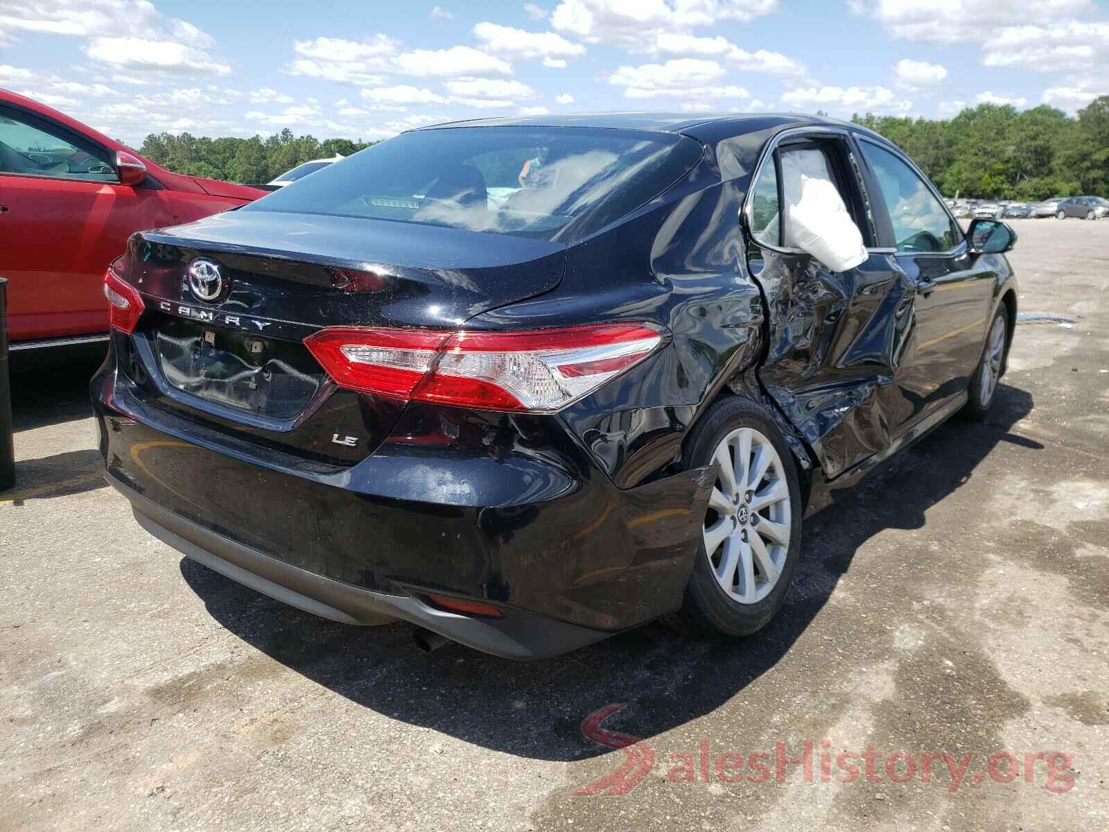 4T1B11HK6JU100207 2018 TOYOTA CAMRY