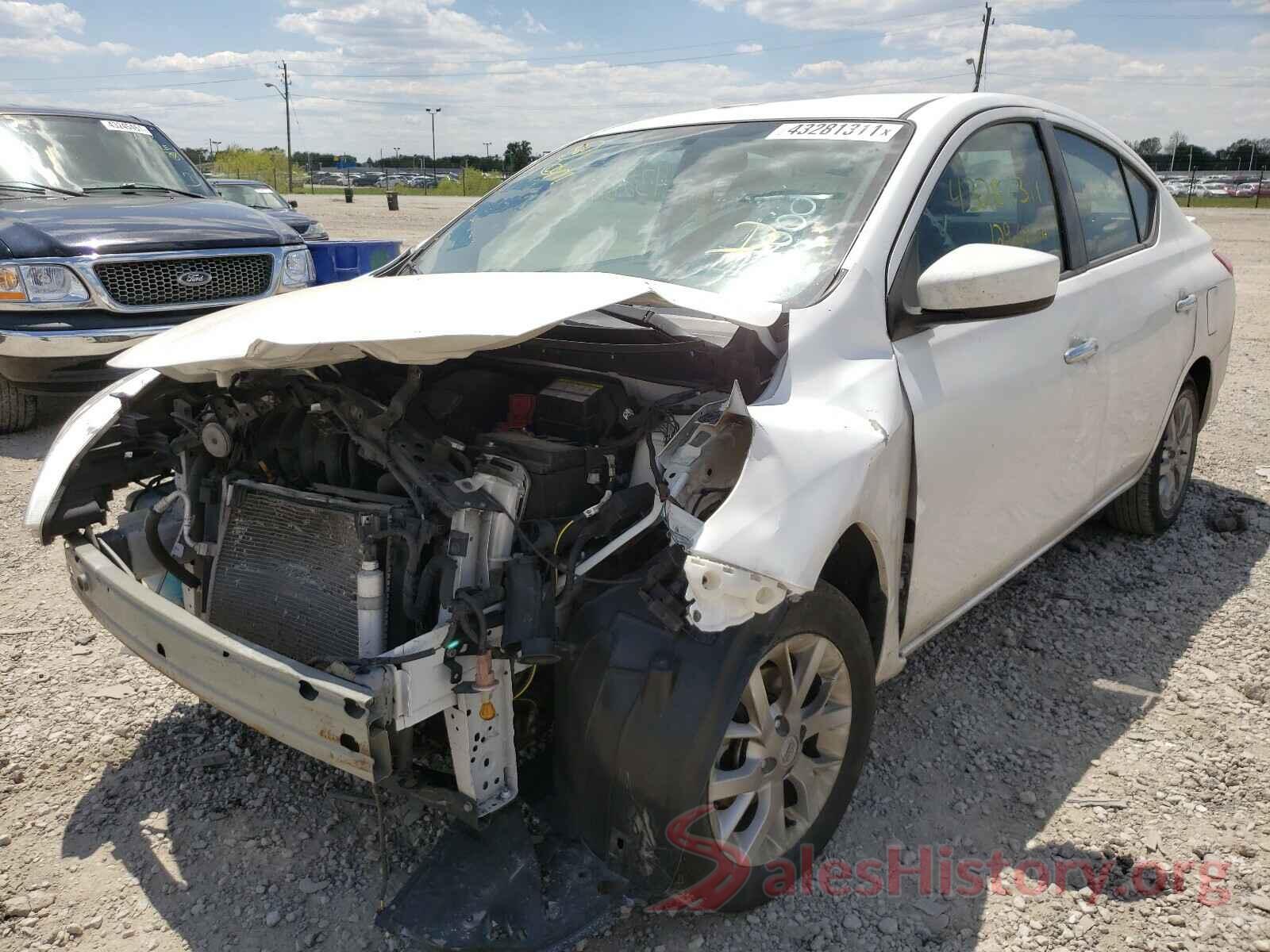 3N1CN7AP7JL864571 2018 NISSAN VERSA