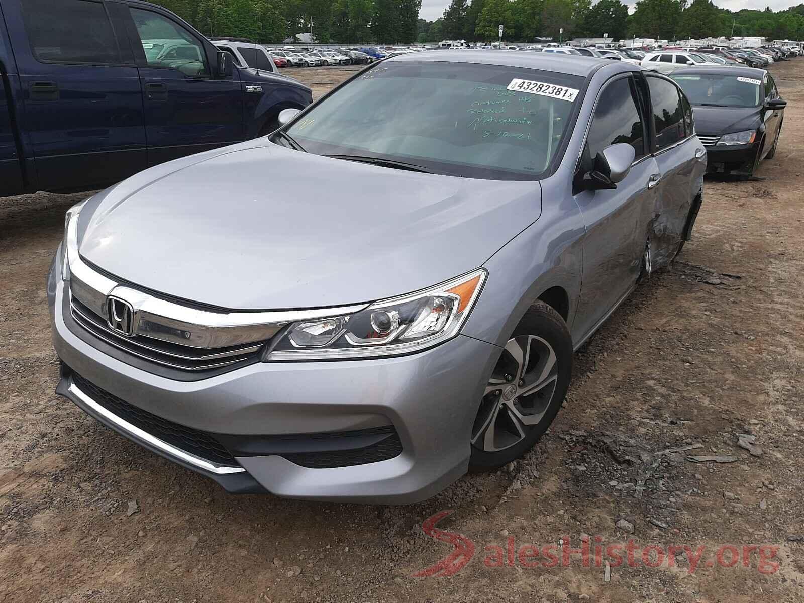 1HGCR2F37HA084261 2017 HONDA ACCORD