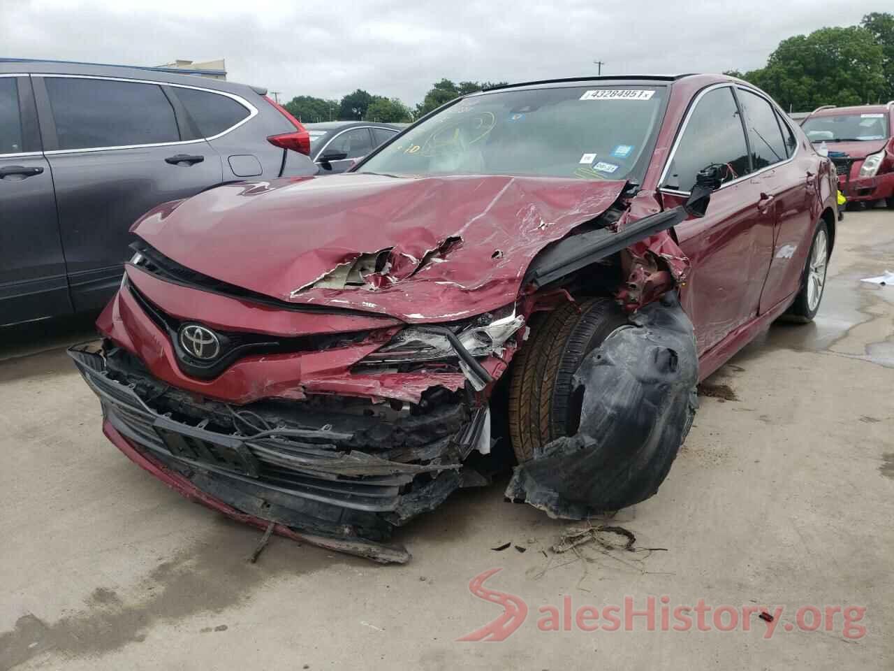 4T1B11HK7JU570116 2018 TOYOTA CAMRY