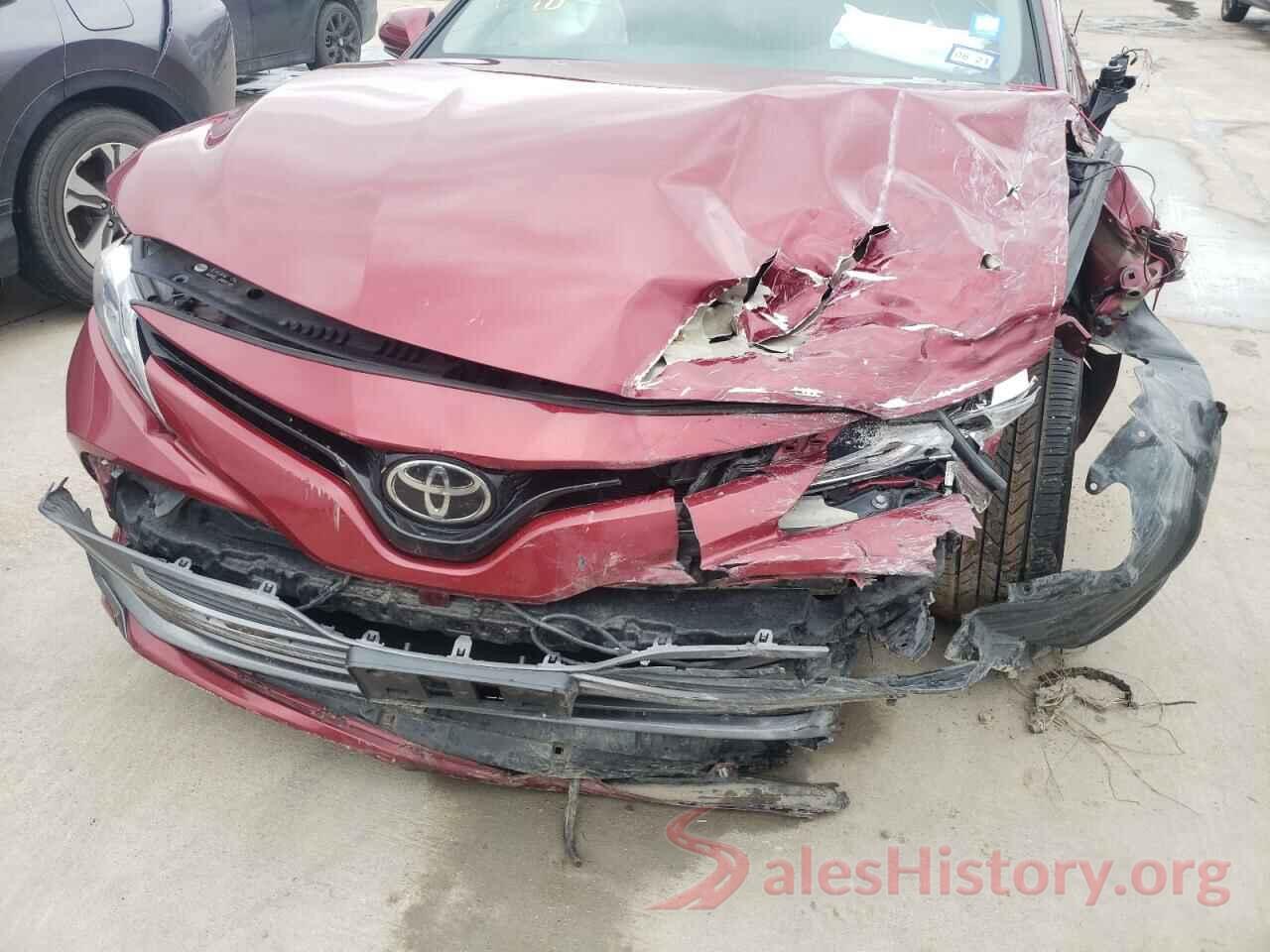 4T1B11HK7JU570116 2018 TOYOTA CAMRY