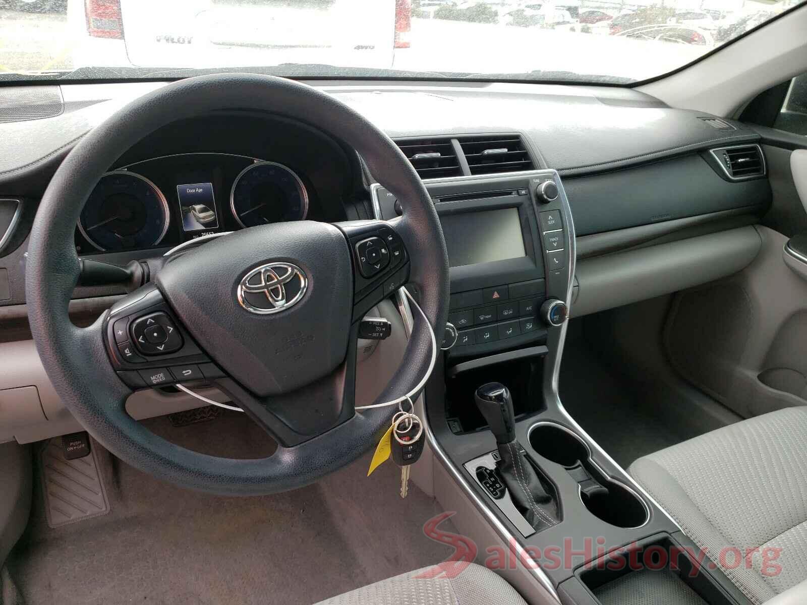 4T1BF1FK2HU303724 2017 TOYOTA CAMRY