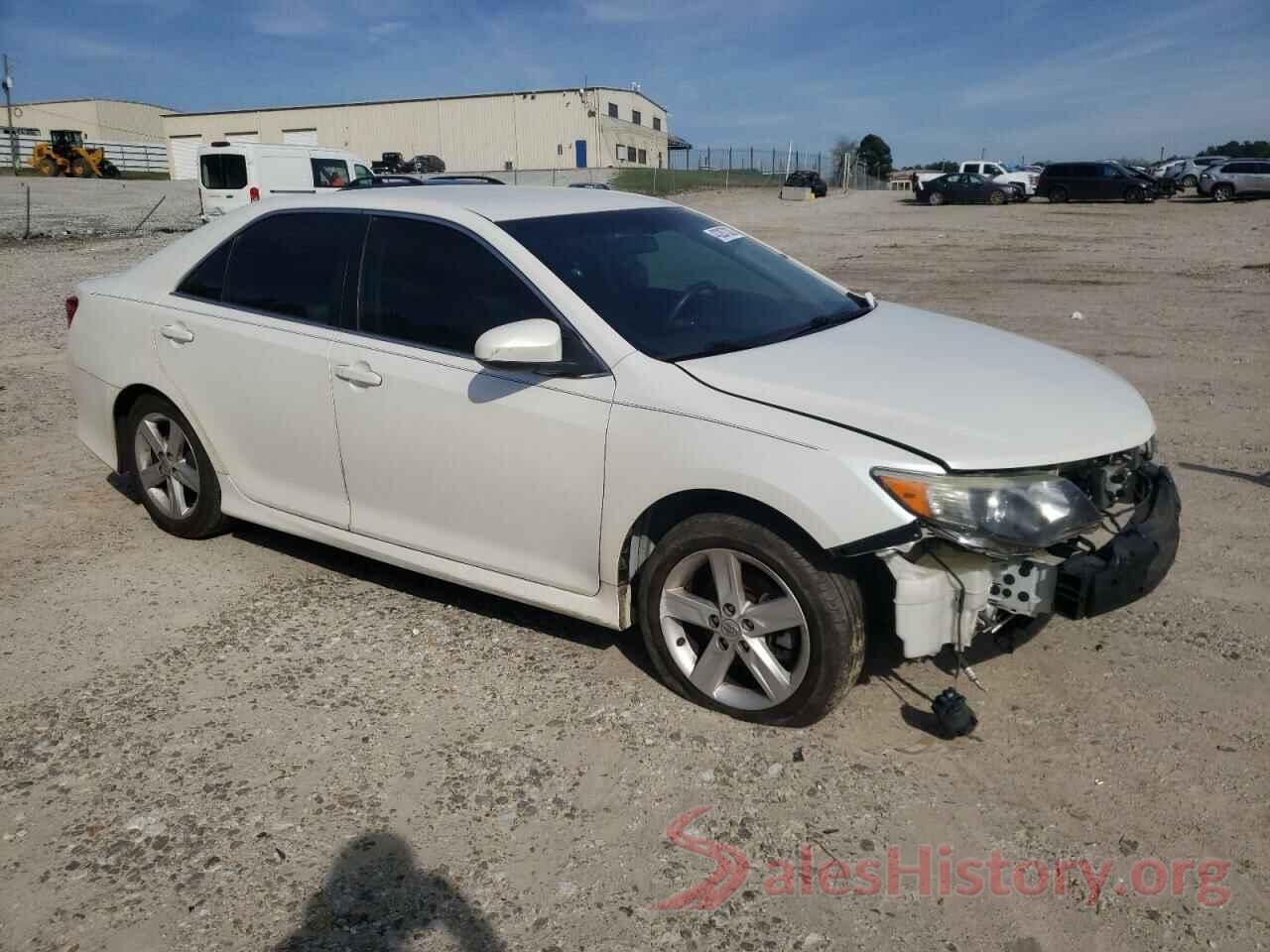 4T1BF1FK3EU464658 2014 TOYOTA CAMRY