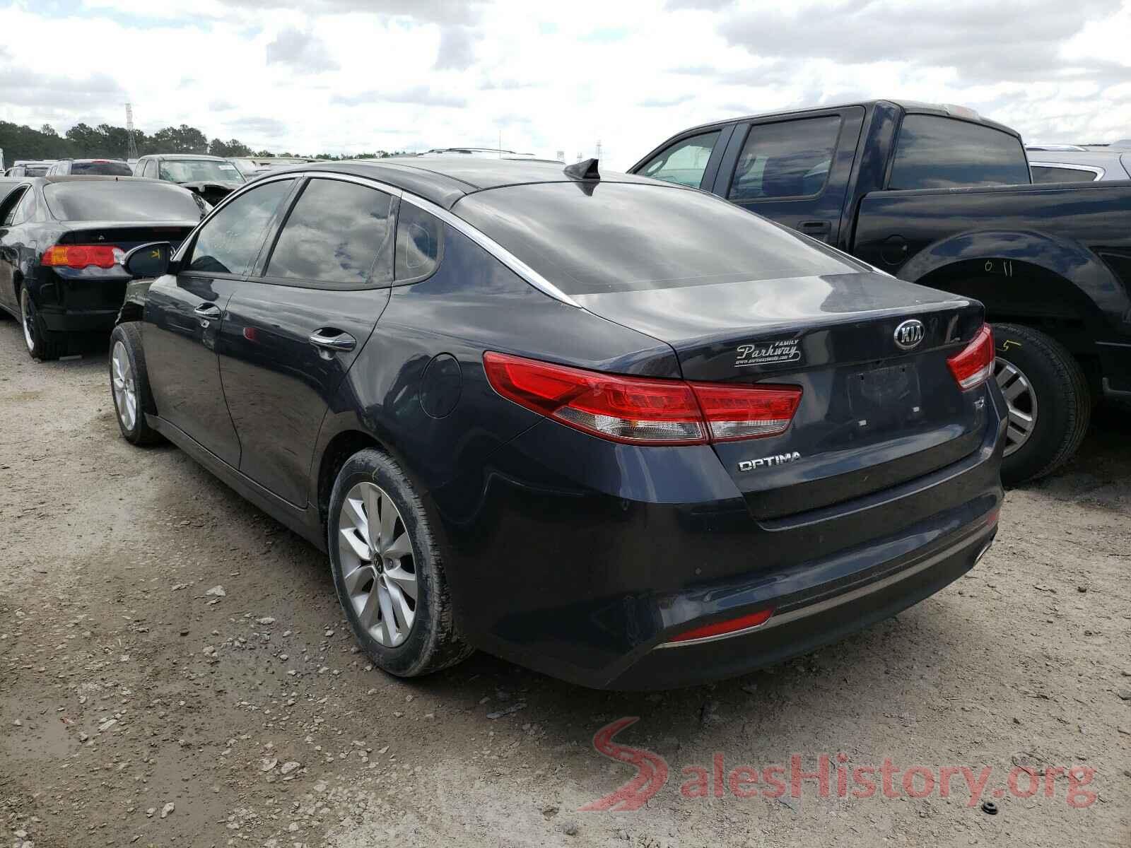 5XXGU4L30JG220383 2018 KIA OPTIMA