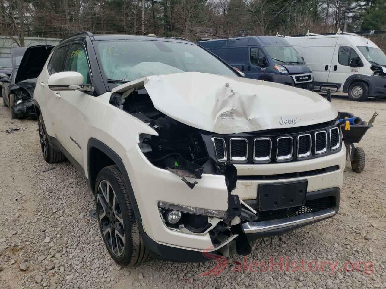 3C4NJDCB8JT470711 2018 JEEP COMPASS