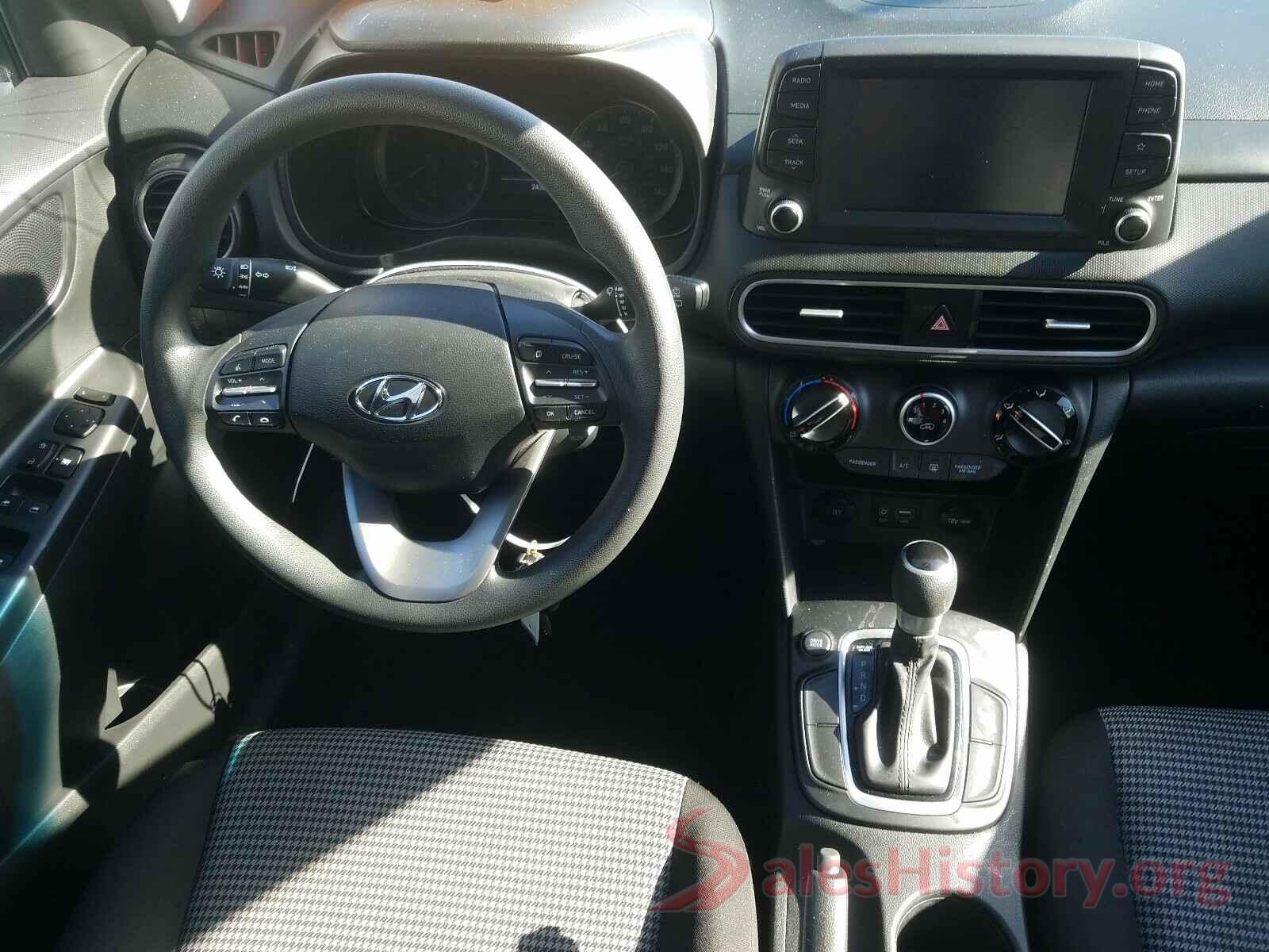 KM8K12AA2KU387702 2019 HYUNDAI KONA