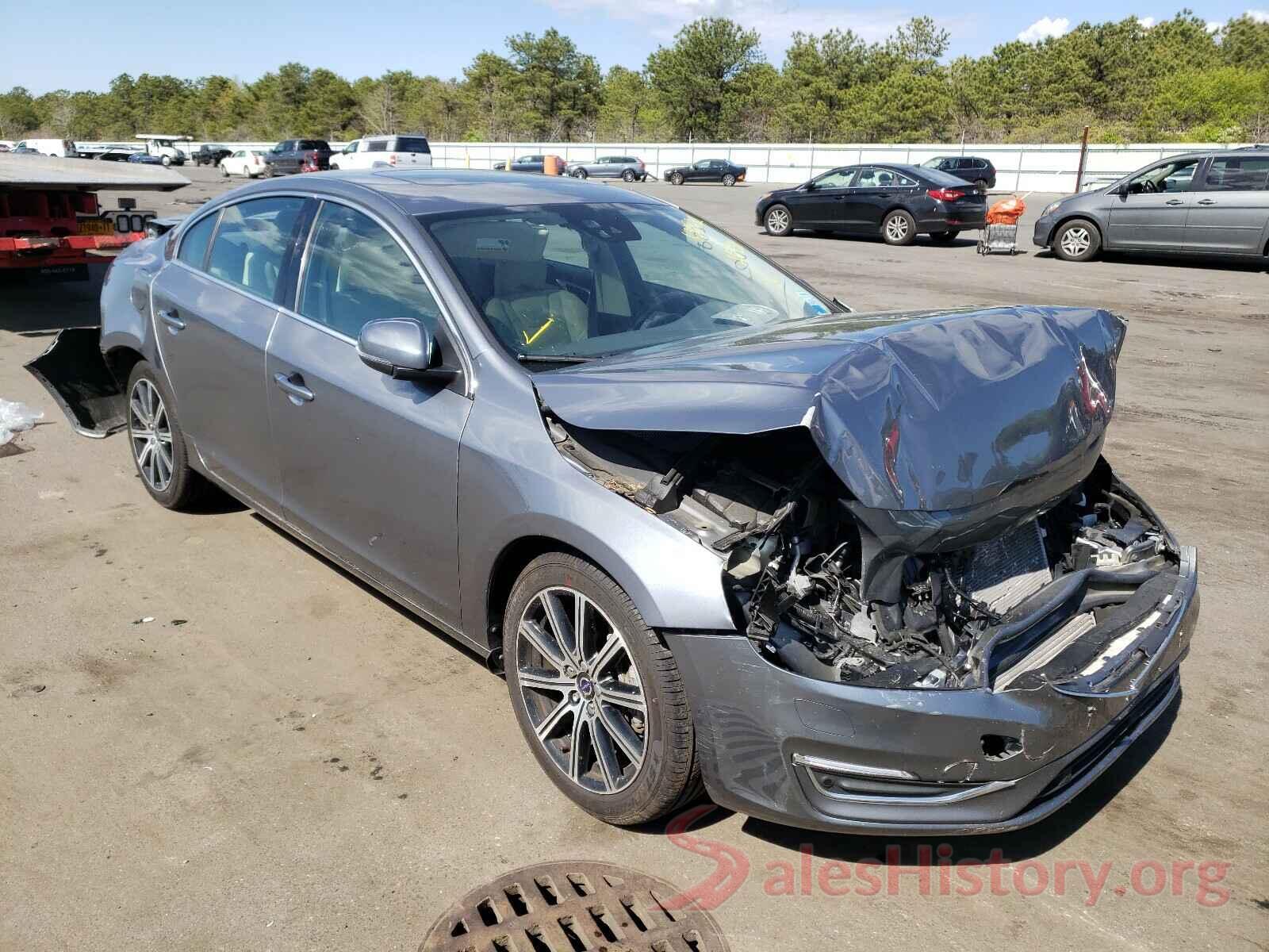 LYV402TM3JB167100 2018 VOLVO S60