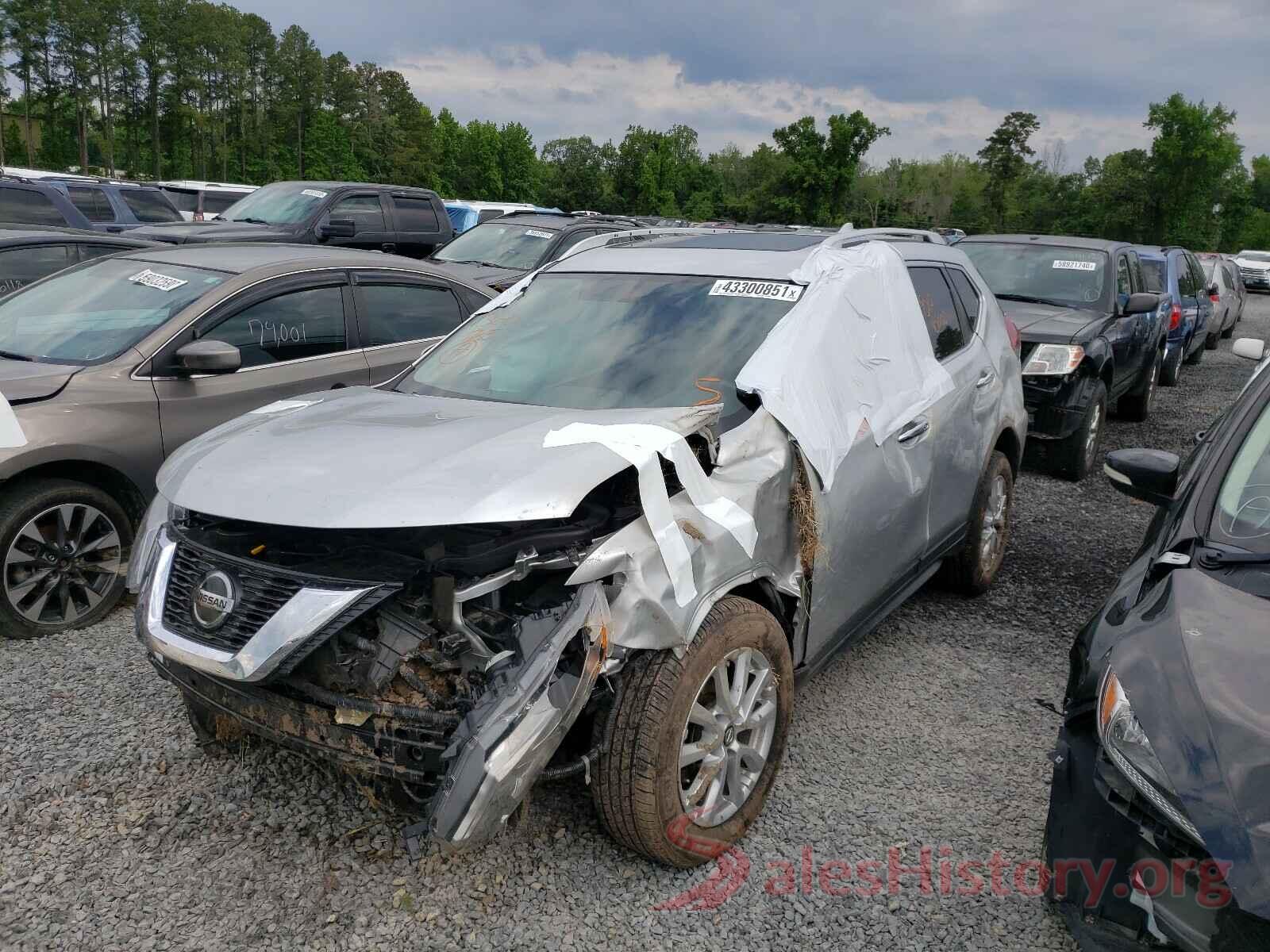 KNMAT2MT4JP510307 2018 NISSAN ROGUE