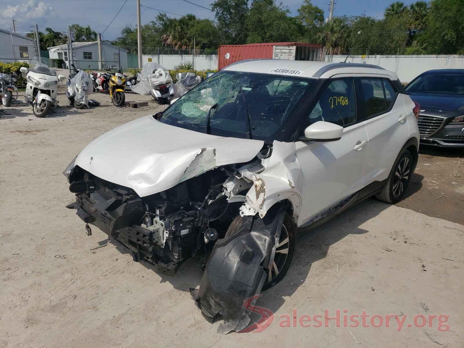 3N1CP5CU3KL524126 2019 NISSAN KICKS