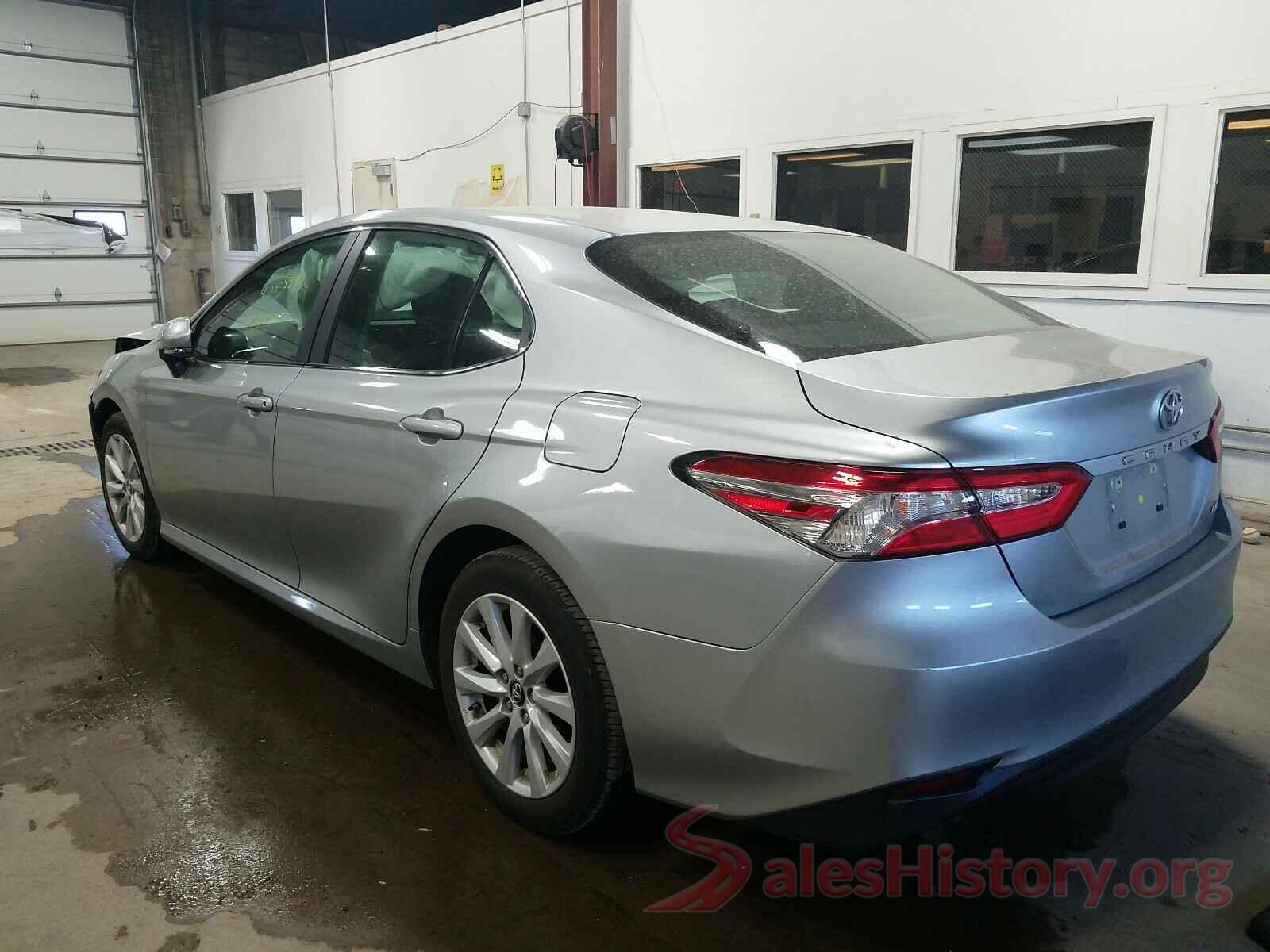 4T1B11HK5JU050089 2018 TOYOTA CAMRY