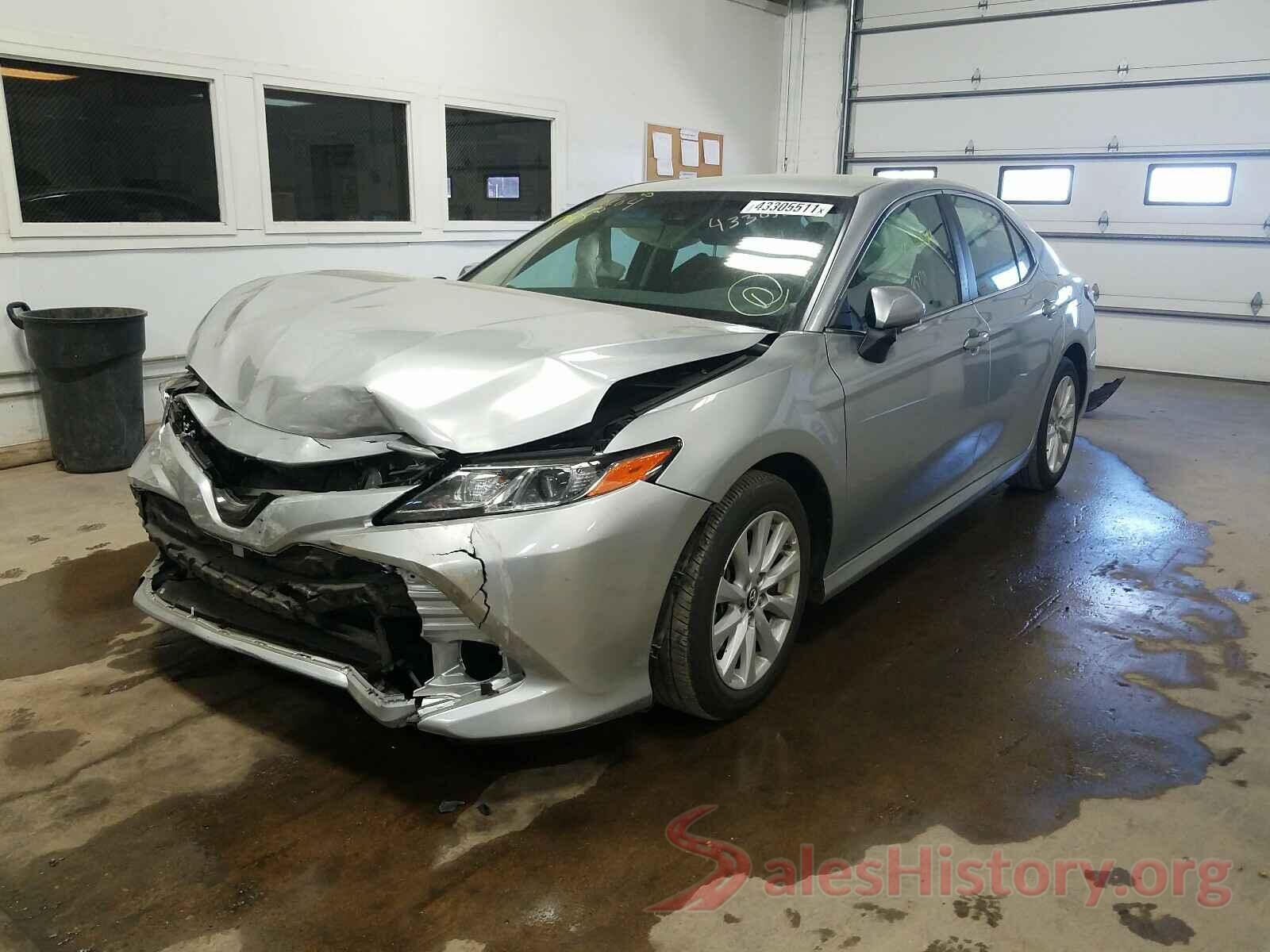 4T1B11HK5JU050089 2018 TOYOTA CAMRY