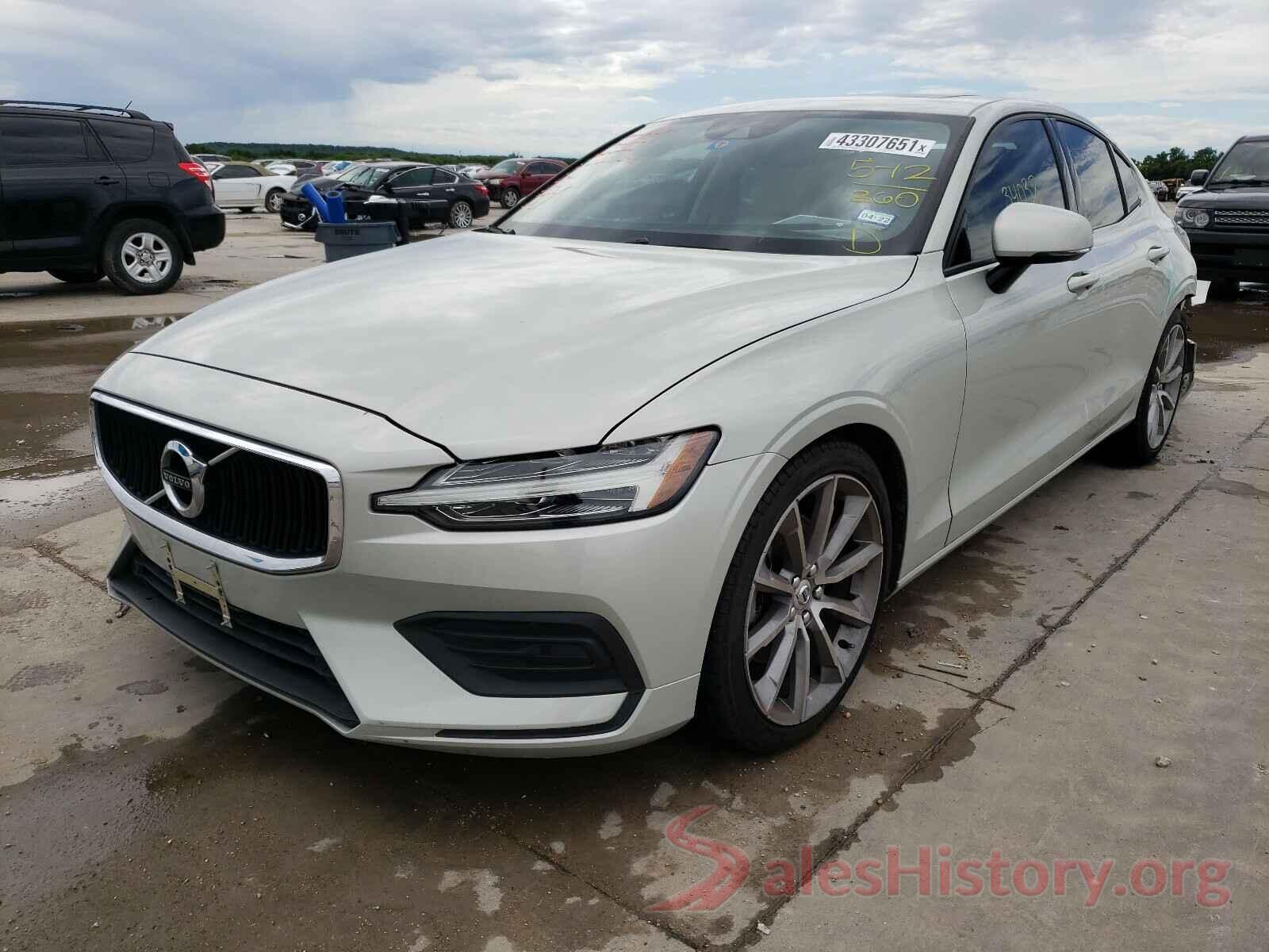 7JR102FK2KG001705 2019 VOLVO S60