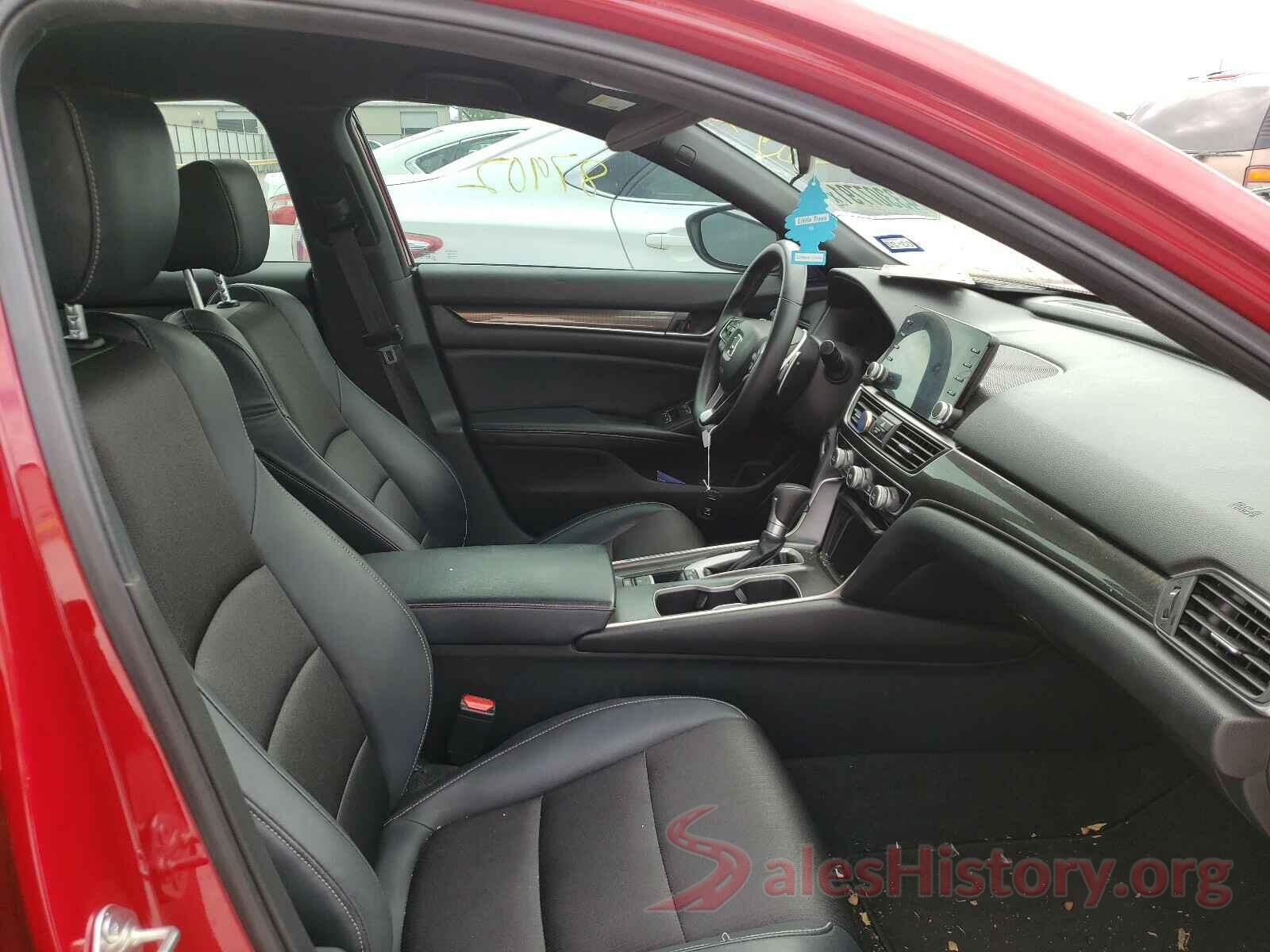 1HGCV1F33JA110737 2018 HONDA ACCORD