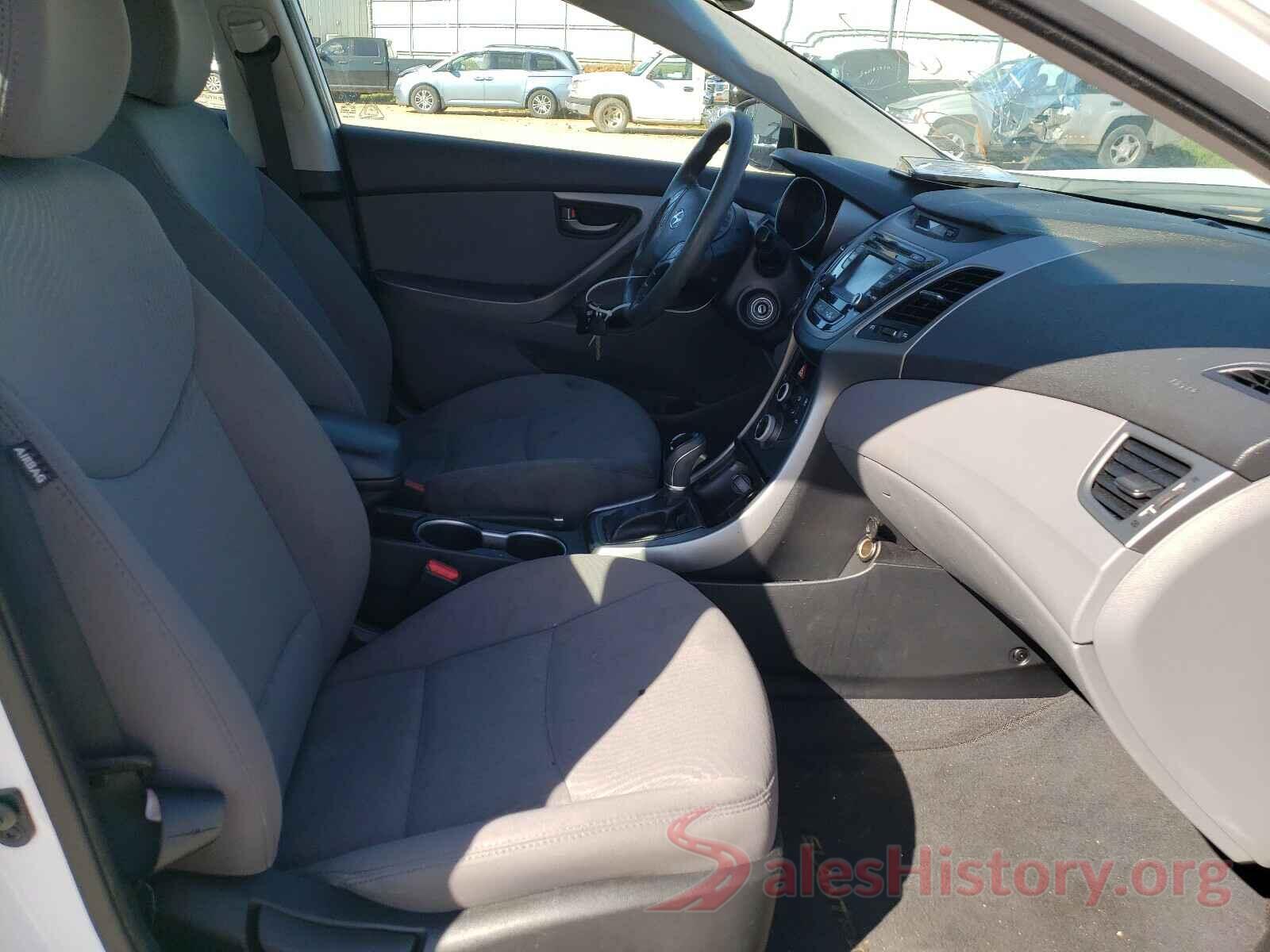 5NPDH4AE0GH669443 2016 HYUNDAI ELANTRA