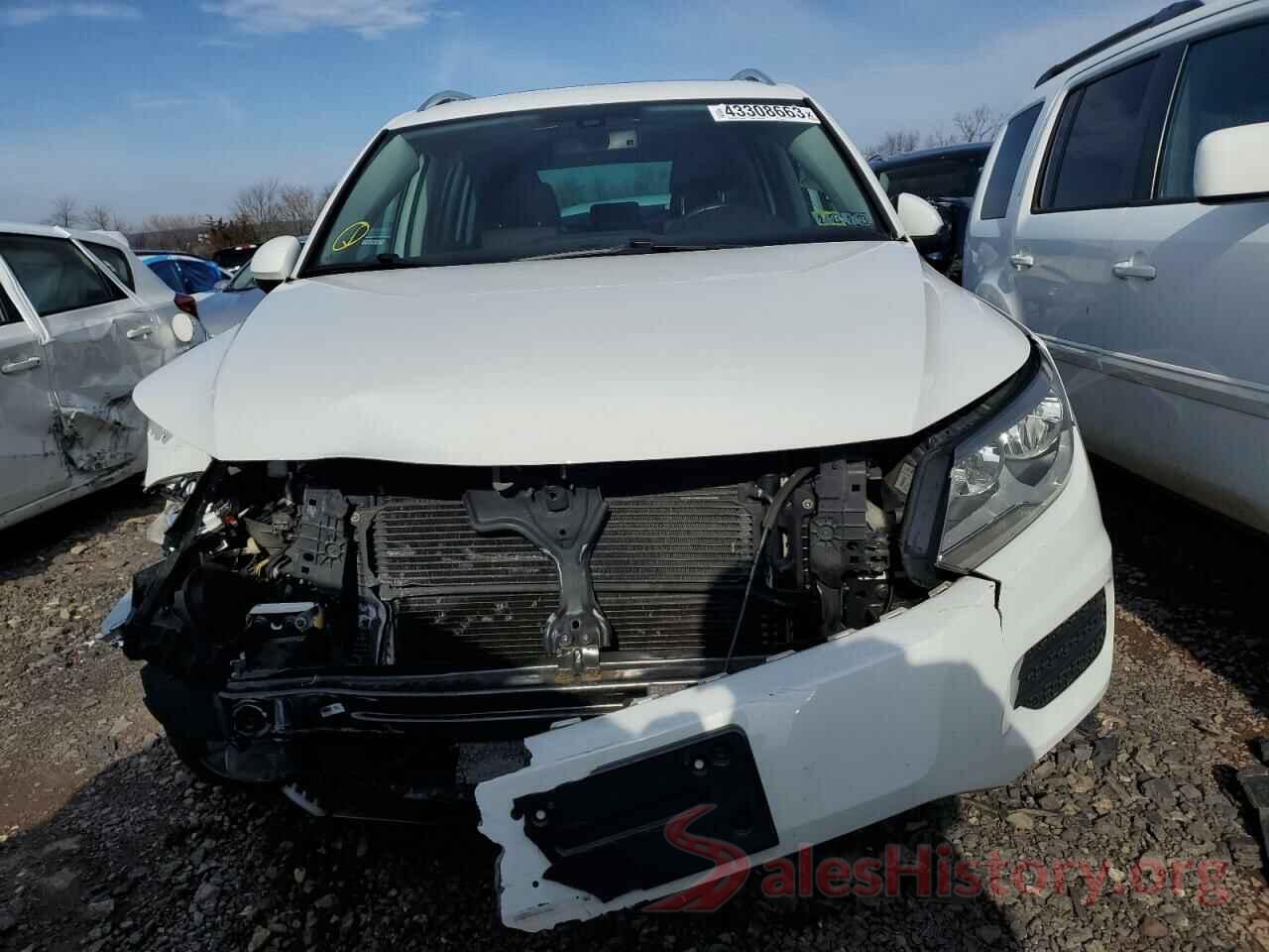 WVGSV7AX7HK006209 2017 VOLKSWAGEN TIGUAN