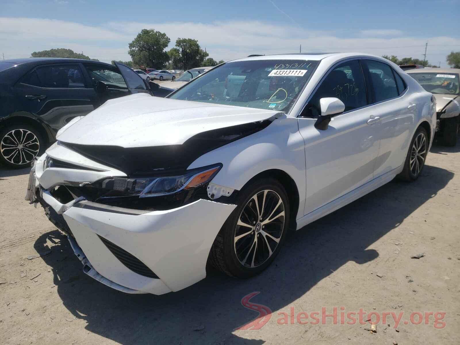 4T1B11HK6JU560659 2018 TOYOTA CAMRY