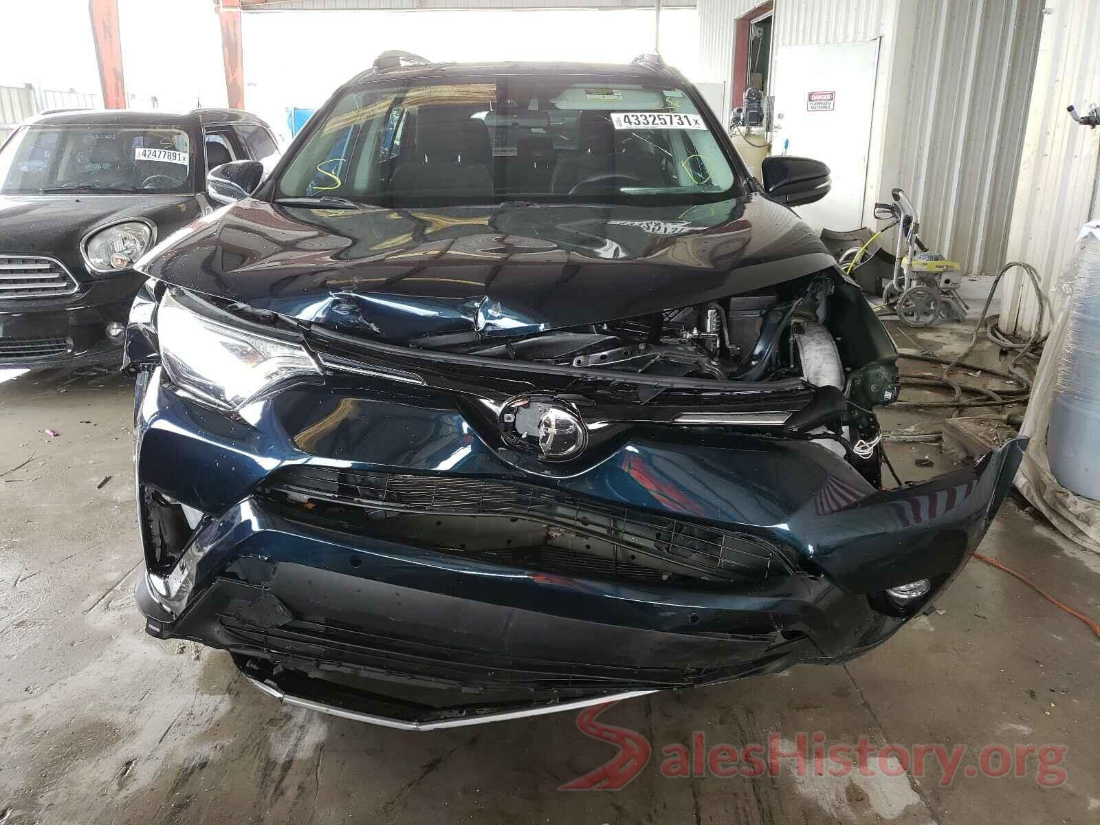 2T3WFREV4JW422349 2018 TOYOTA RAV4