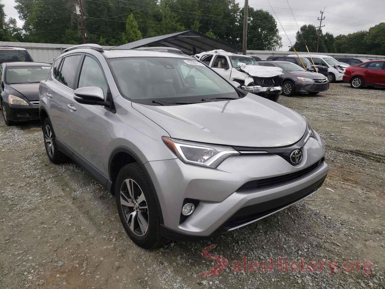 2T3WFREV1HW375632 2017 TOYOTA RAV4